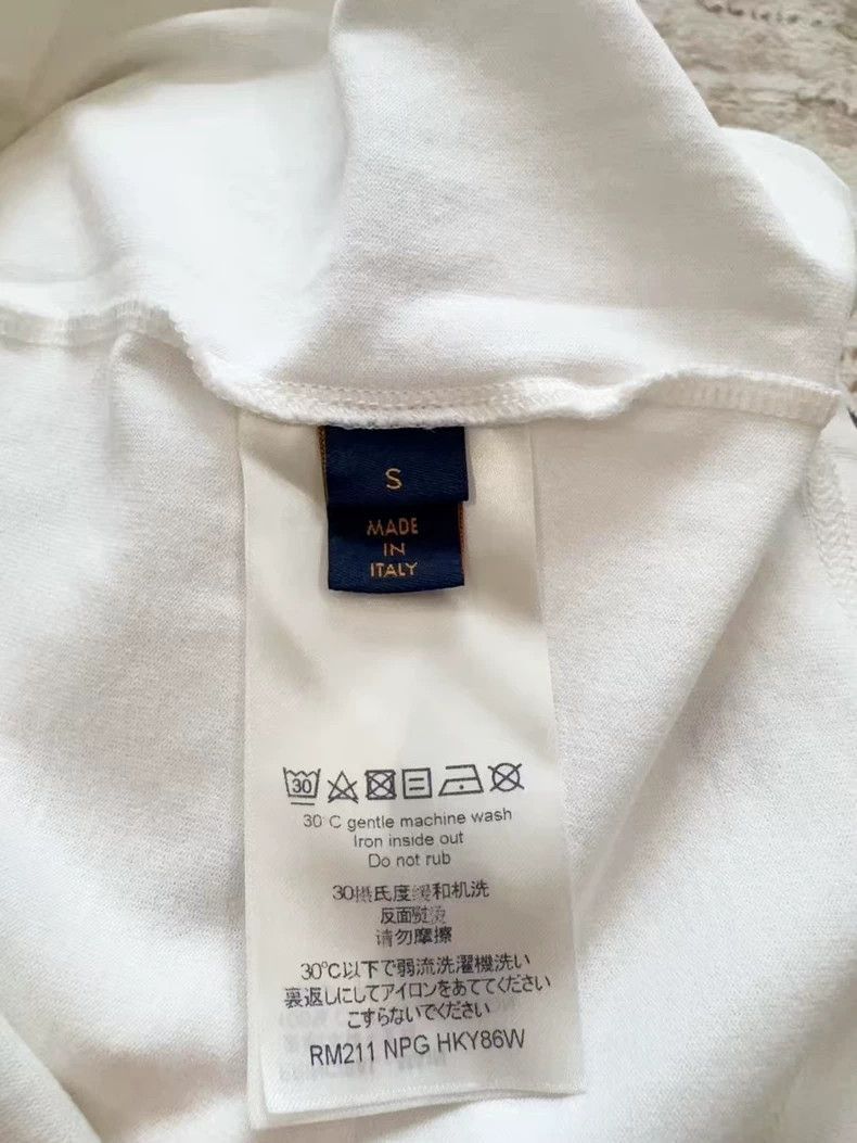 Louis Vuitton Louis Vuitton Short Sleeve Shirt with Logo -2505 Size US S / EU 44-46 / 1 - 8 Thumbnail
