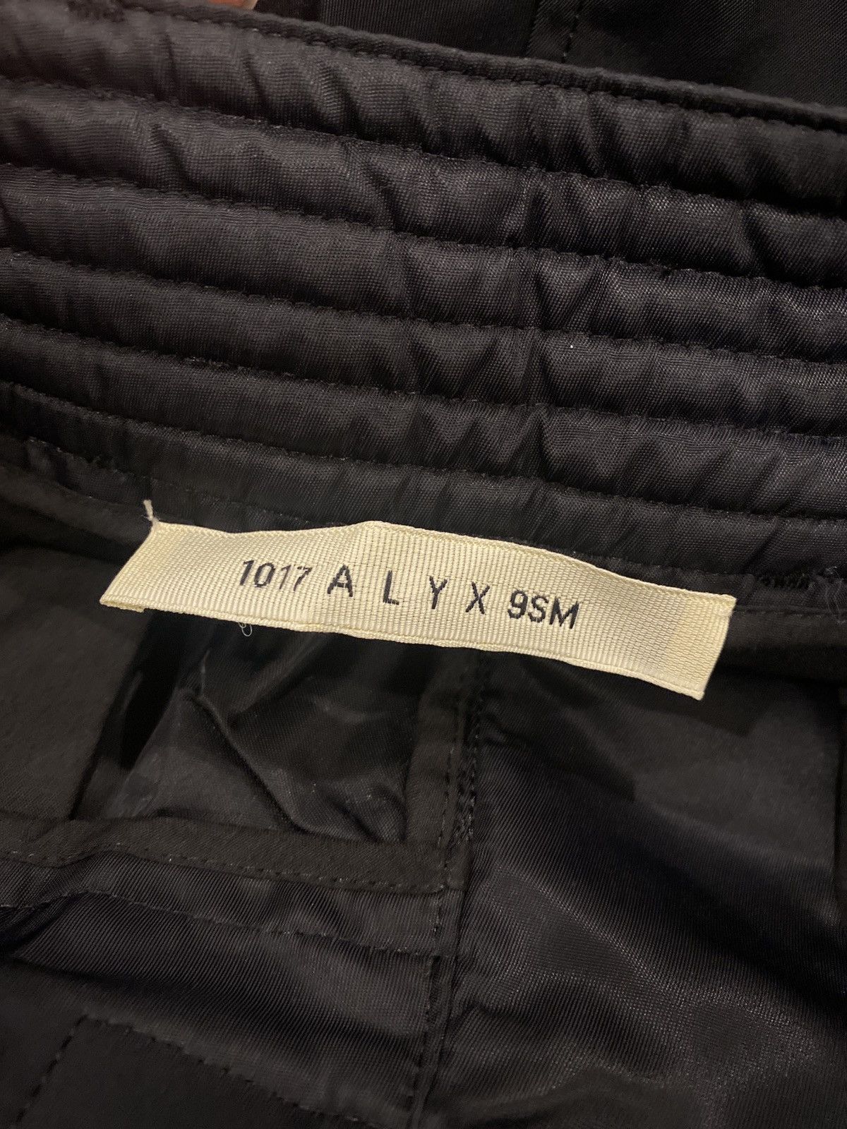 1017 ALYX 9SM 1017 Alyx 9sm FW20 tactical short Size US 30 / EU 46 - 9 Thumbnail