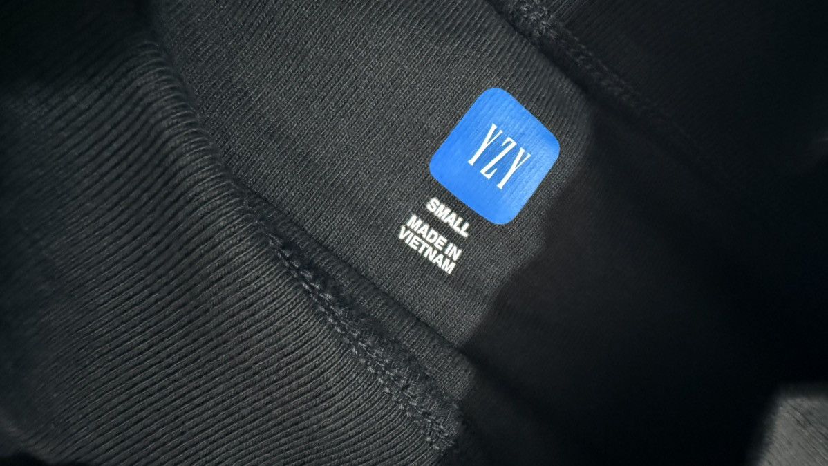 Balenciaga × Gap × Yeezy Seamless Cropped T-Shirt Size US S / EU 44-46 / 1 - 6 Thumbnail