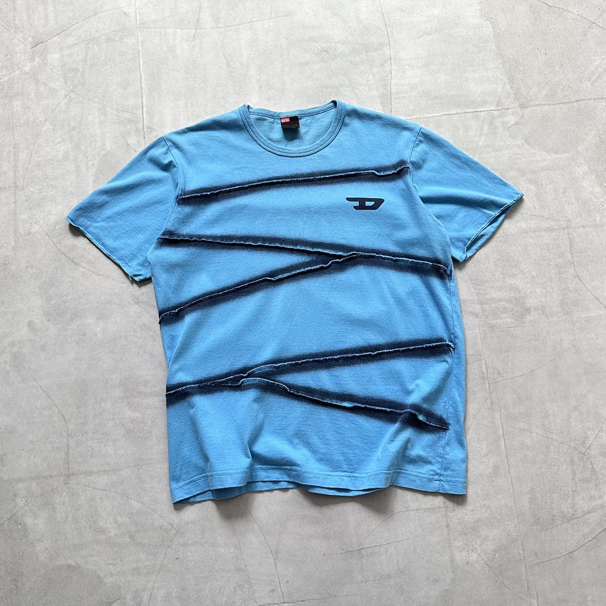 Diesel Vintage Diesel Painted T Shirt D Logo Oakley Vibe Size US M / EU 48-50 / 2 - 1 Thumbnail