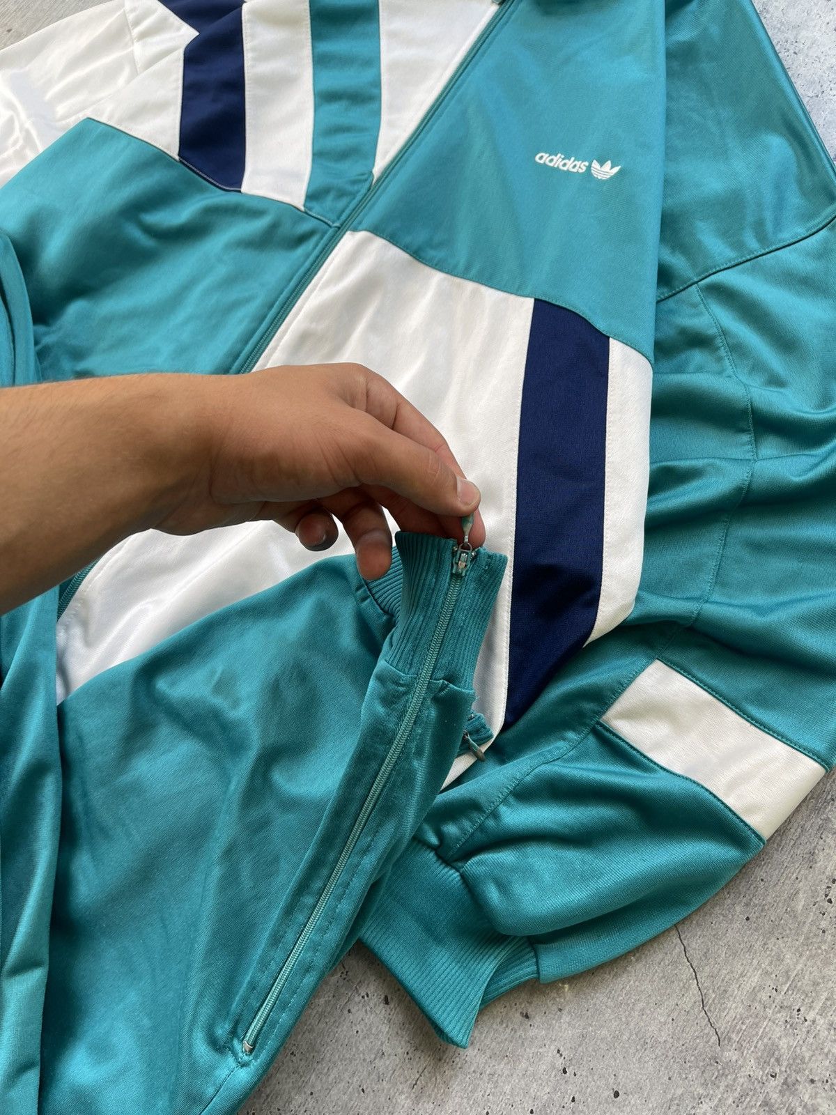 Adidas Adidas Vintage Track Suit Jacket 90s Embroidered Logo Size US XL / EU 56 / 4 - 6 Thumbnail