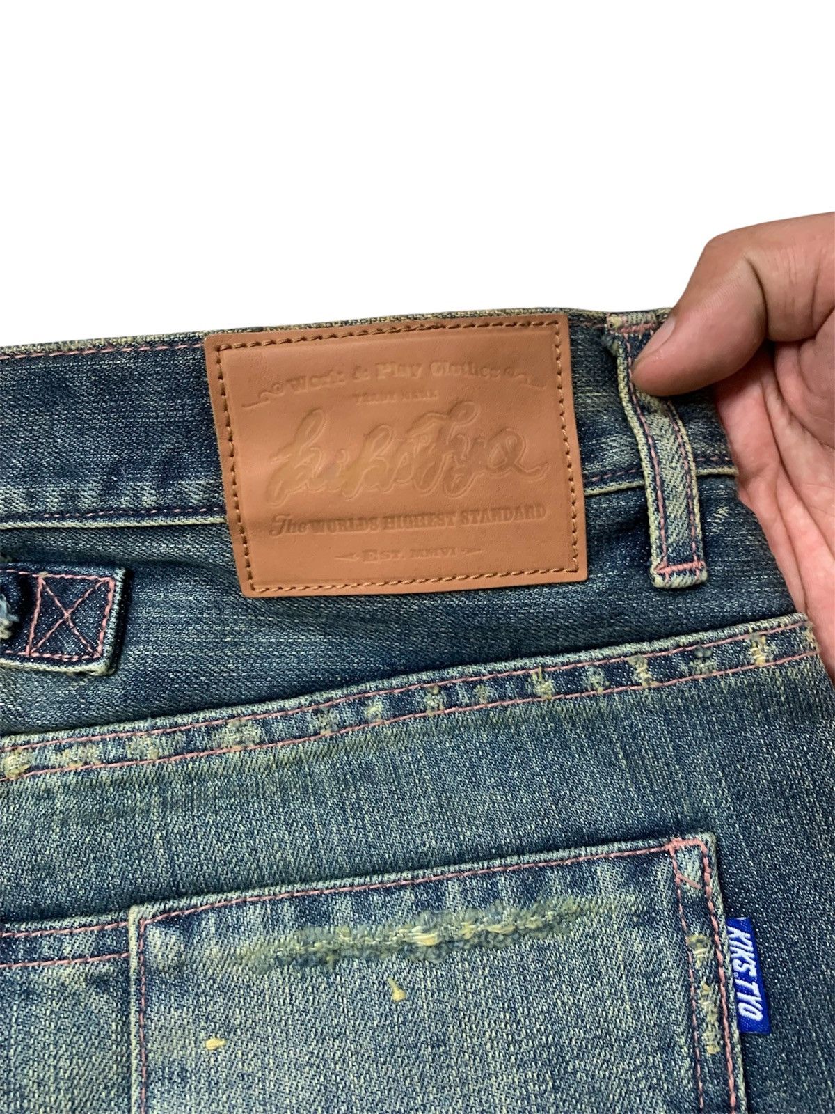 KIKS TYO KIKS TYO straight cut Distressed jeans Size US 35 - 8 Thumbnail
