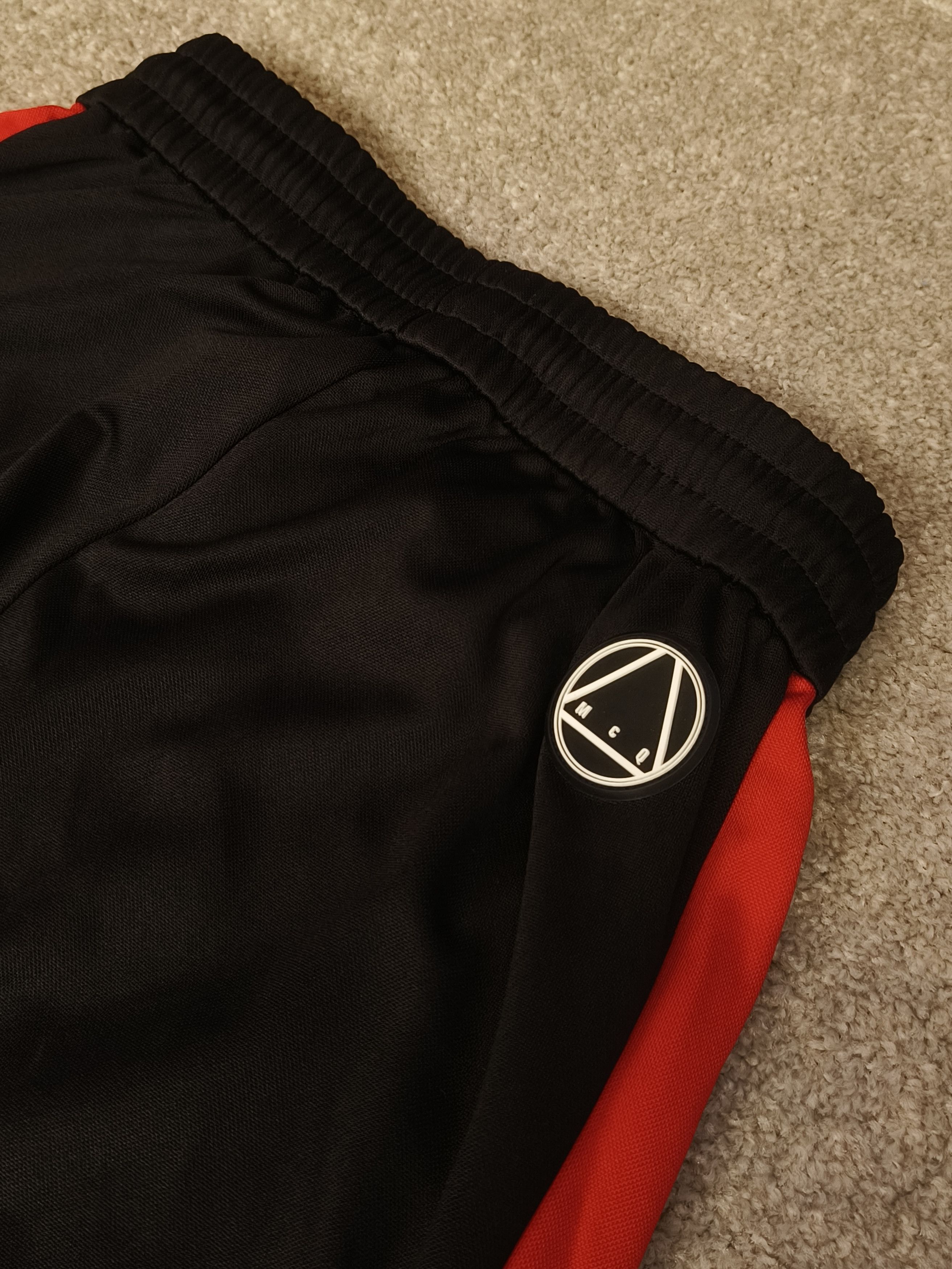 Alexander McQueen McQ Alexander Mcqueen Black Red Taped Panel Mens Track Pants Size US 30 / EU 46 - 3 Thumbnail