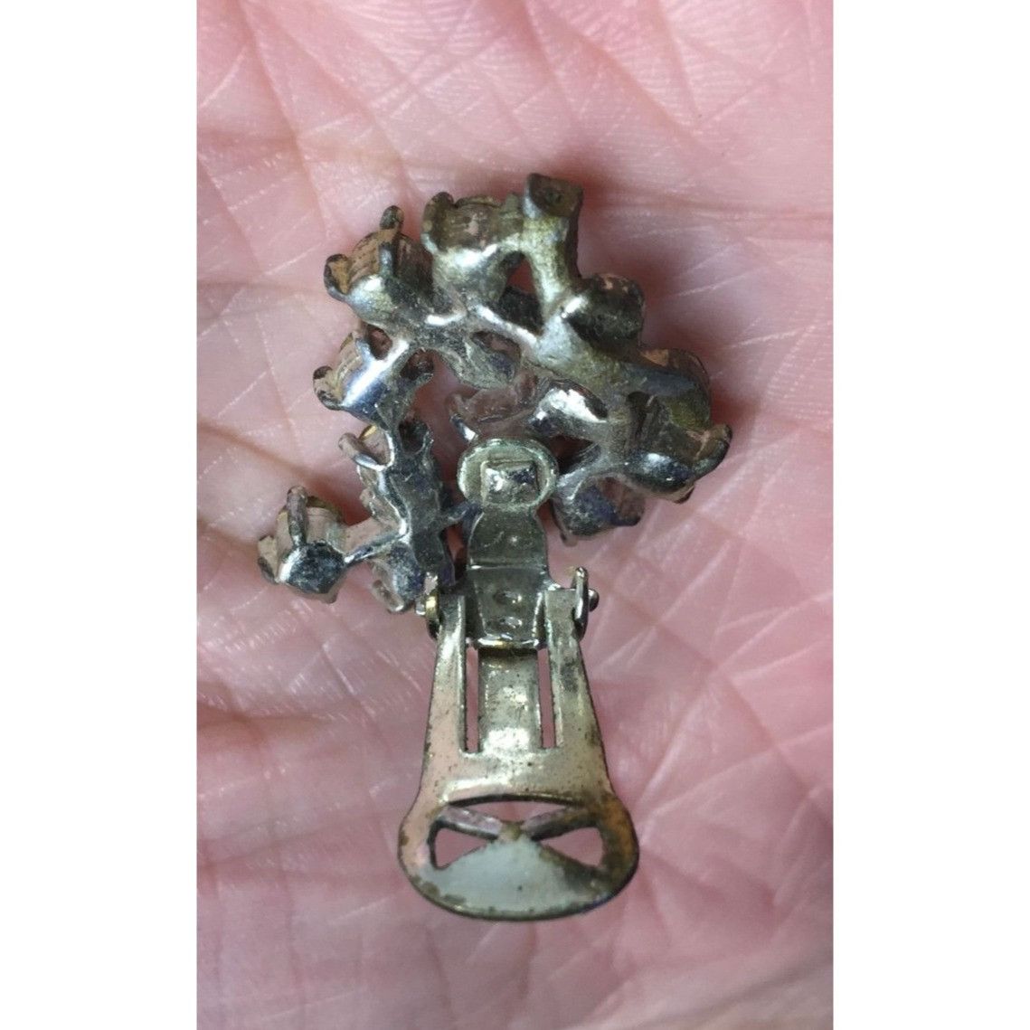 Other Women's Vintage Silver Tone Clip On Earrings with Rhinestone Size ONE SIZE - 6 Thumbnail