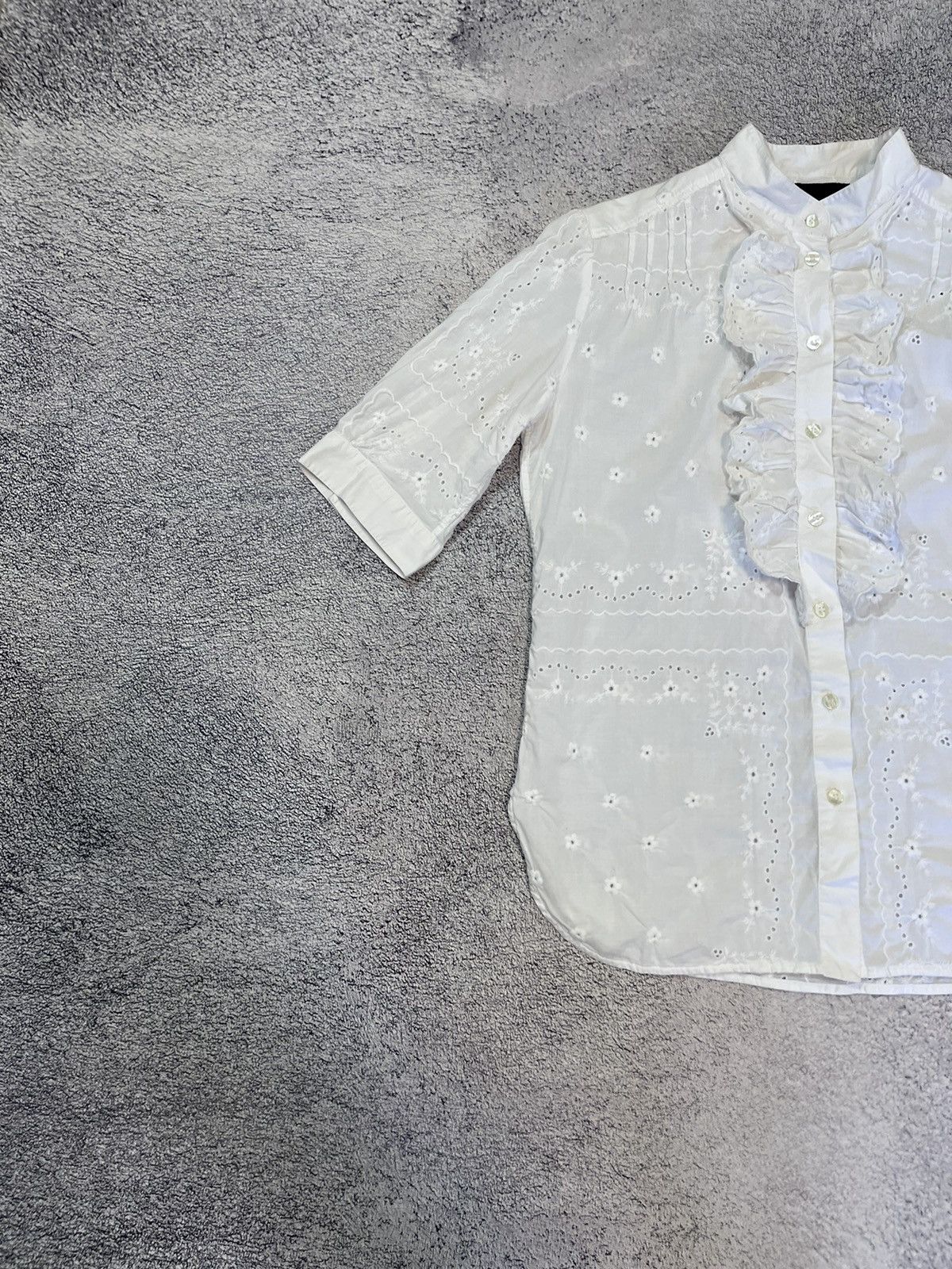 Dolce & Gabbana Dolce & Gabbana White Eyelet Embroidered Blouse Ruffle Front Size M / US 6-8 / IT 42-44 - 10 Thumbnail