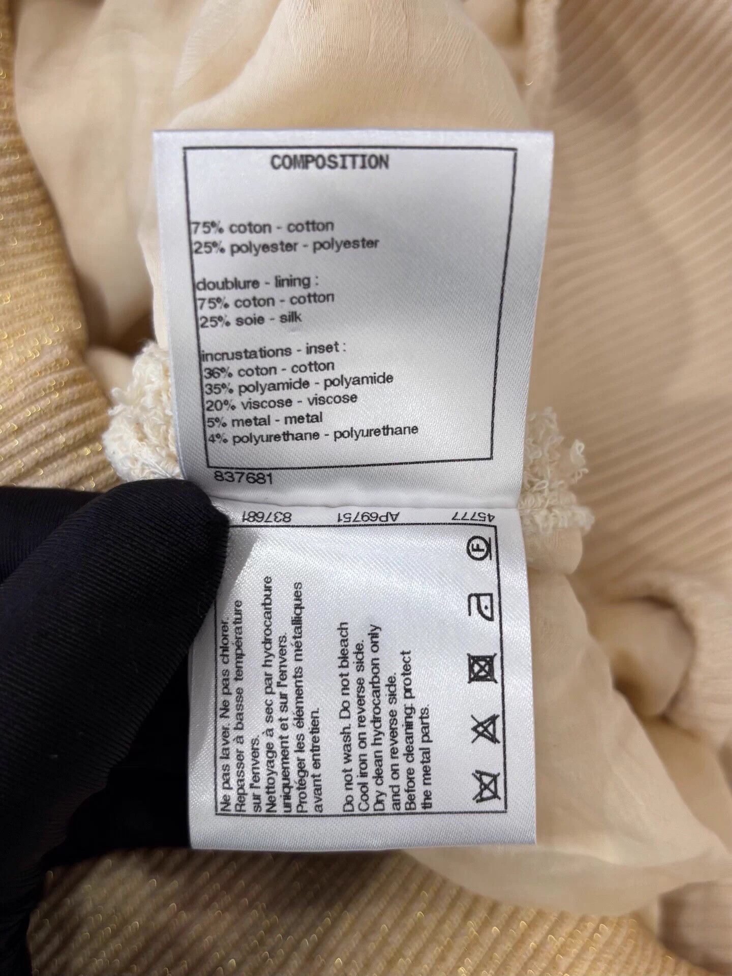 Chanel Chanel Gold Heart CC Argyle Knit Cream Polo 38 New Authentic Size S / US 4 / IT 40 - 6 Thumbnail