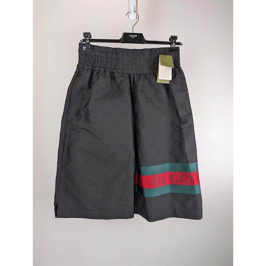 Gucci o1rshd1 Nylon Short Pant in Black/Green/Red Size US 32 / EU 48 - 1 Thumbnail