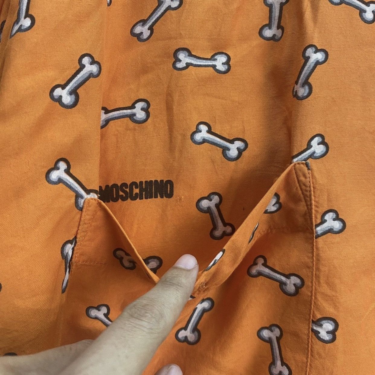 Moschino Moschino All Over Print Bone Shirt - Vintage Archive - Size US M / EU 48-50 / 2 - 6 Thumbnail