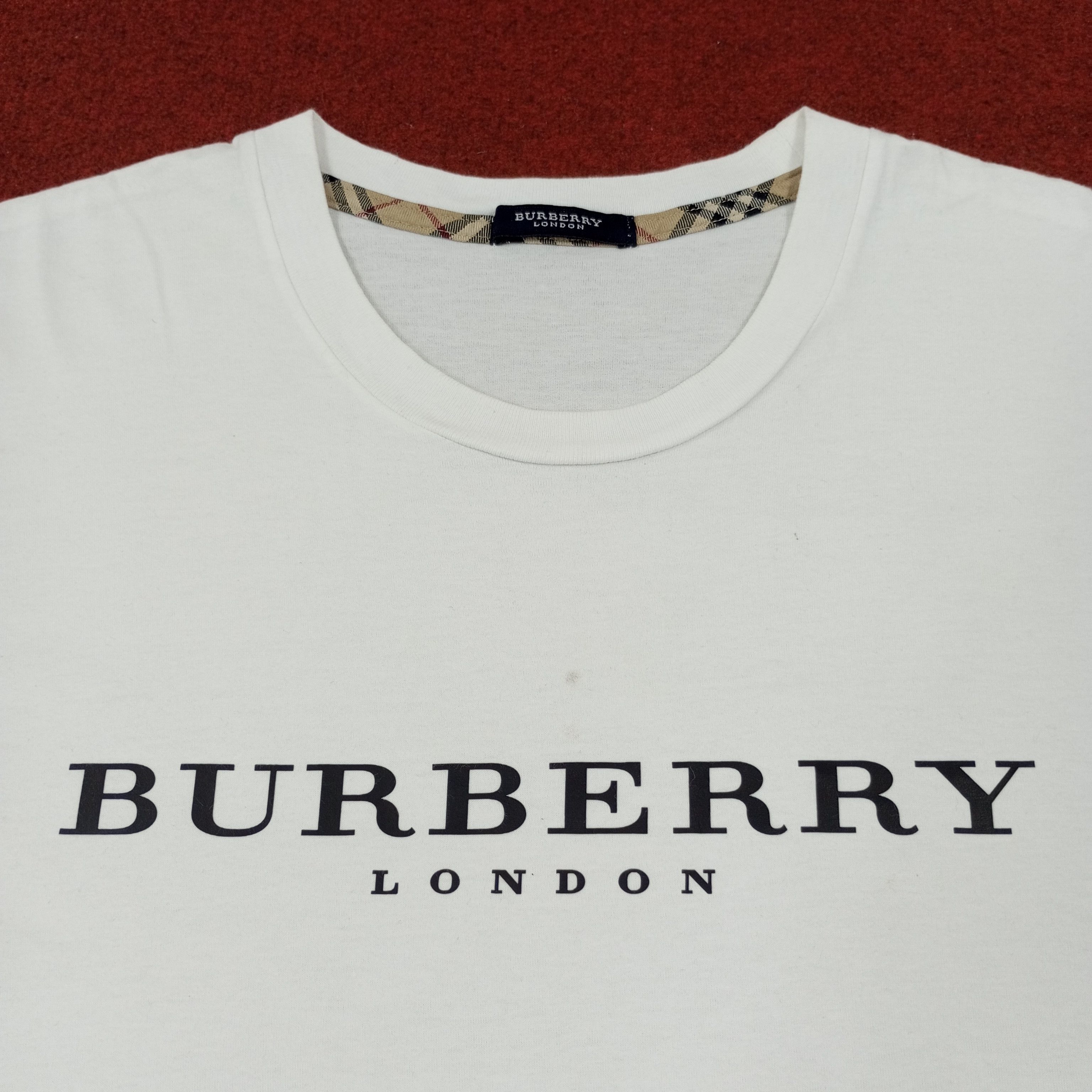 Burberry × Vintage Burberry London Fashion Brand Custom Art Tshirt Size US M / EU 48-50 / 2 - 2 Thumbnail
