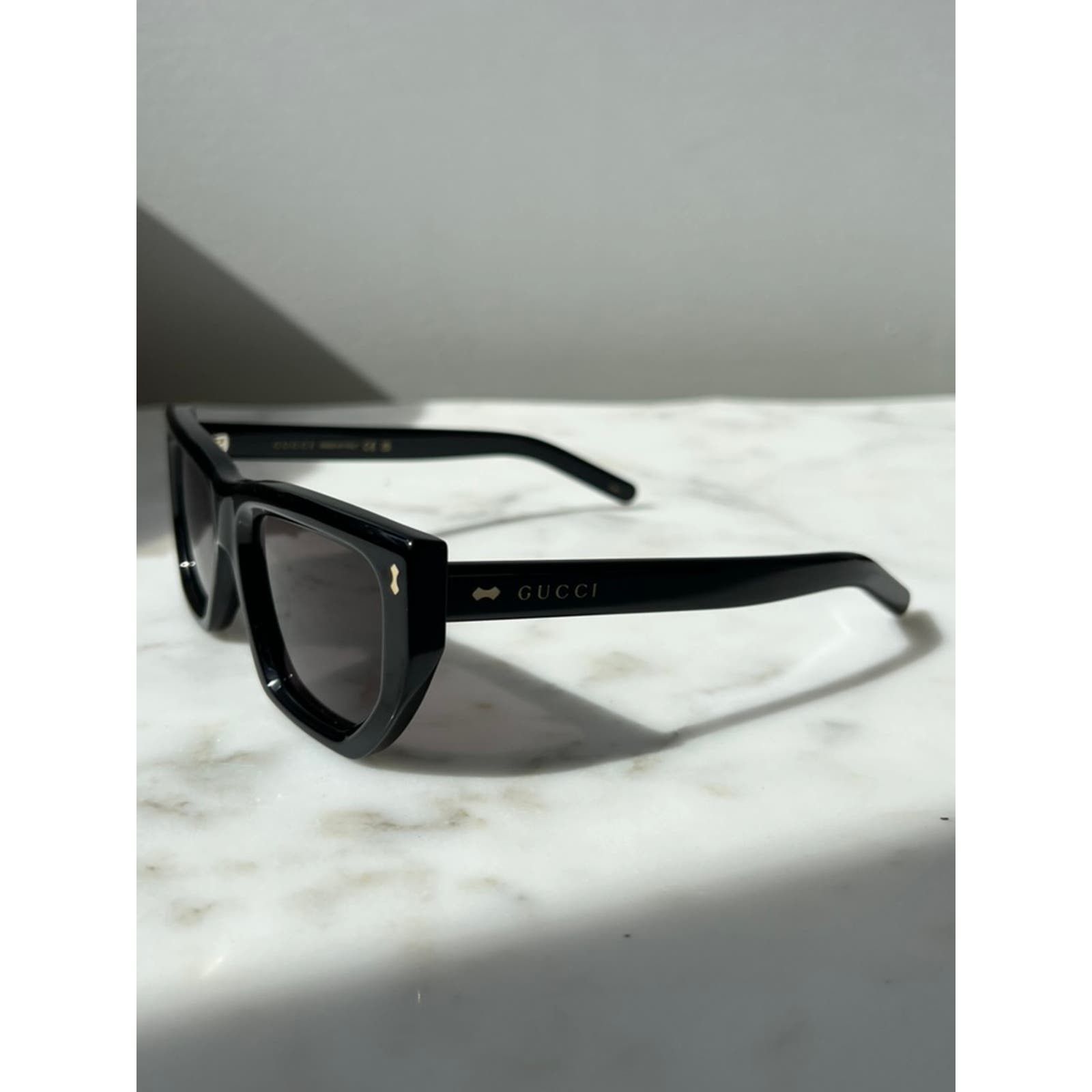 NEW Gucci GG1520S Black Angled Sunglasses