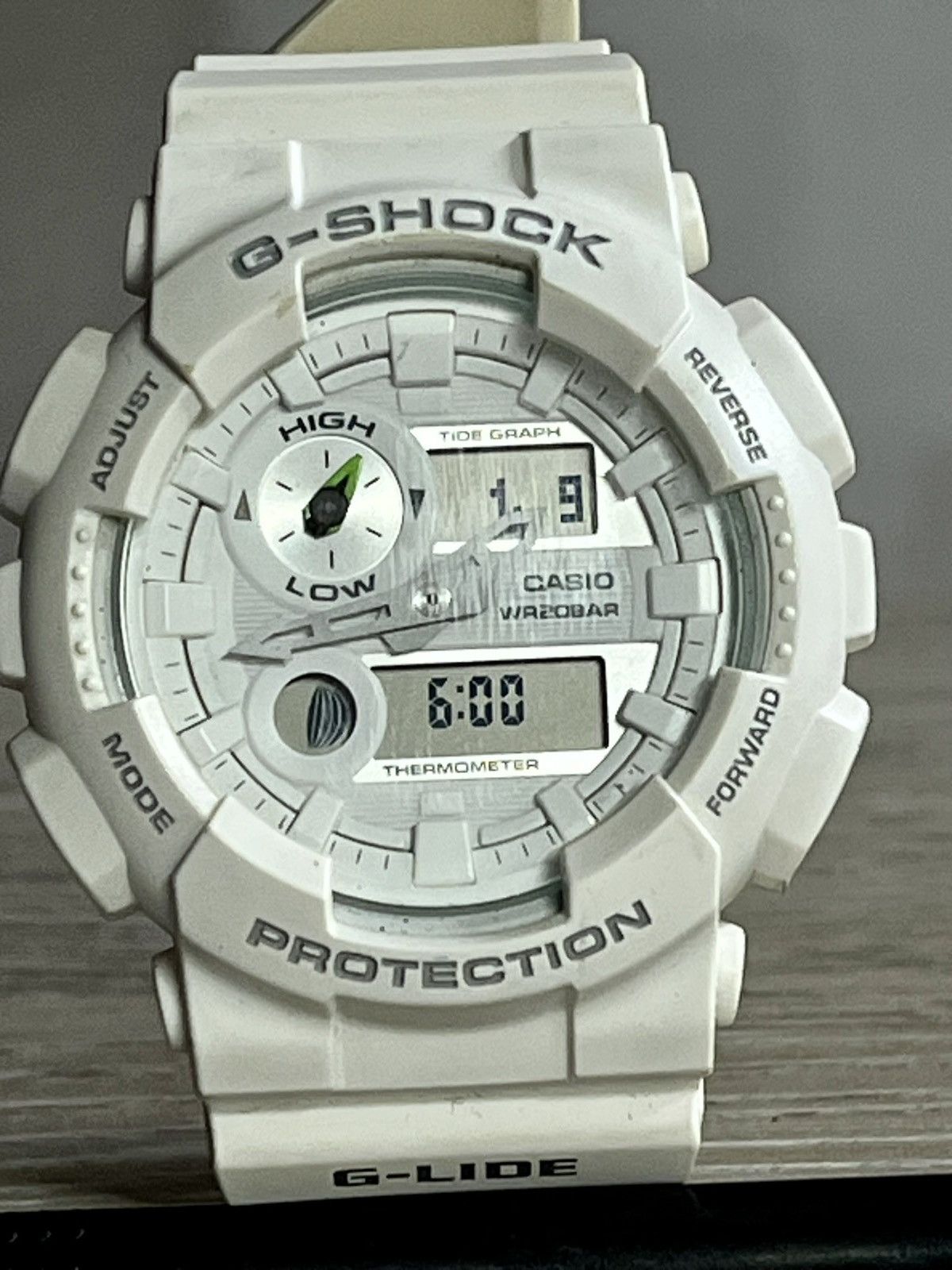G Shock White G-Shock digital watch Size 44 - 4 Thumbnail