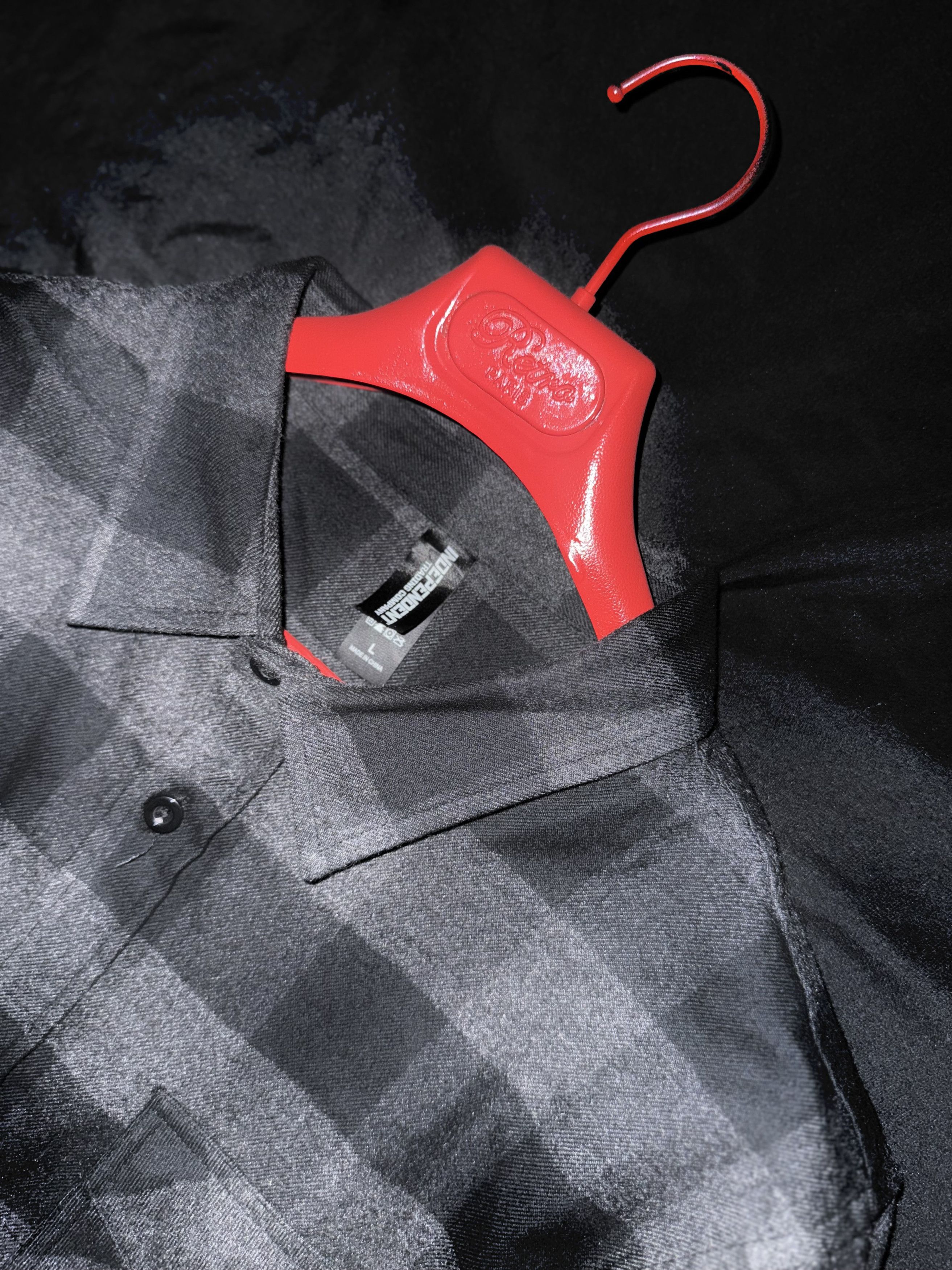 Independent Trading Co. black/dark gray independent flannel Size US L / EU 52-54 / 3 - 3 Thumbnail