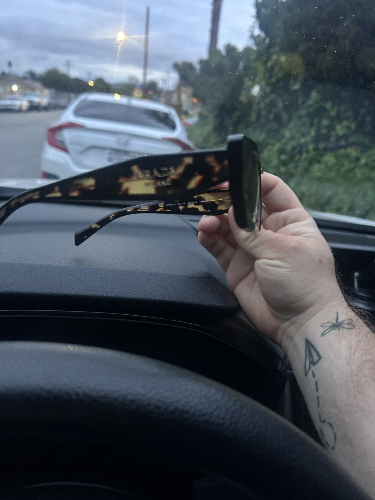 Prada Prada Milan Subglasses Size ONE SIZE - 4 Thumbnail