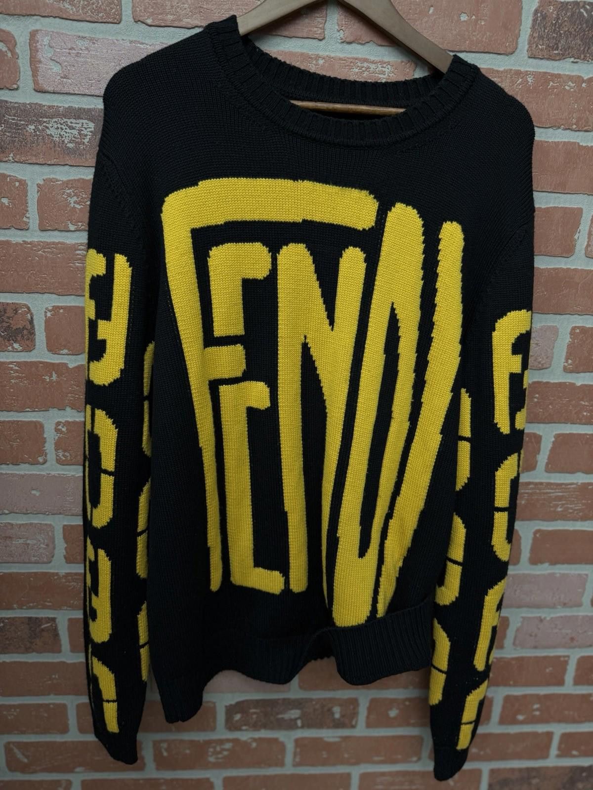 Fendi Men's Fendi Brown, Black & Yellow Sweater Size 52 Knit $1k Size US L / EU 52-54 / 3 - 1 Thumbnail