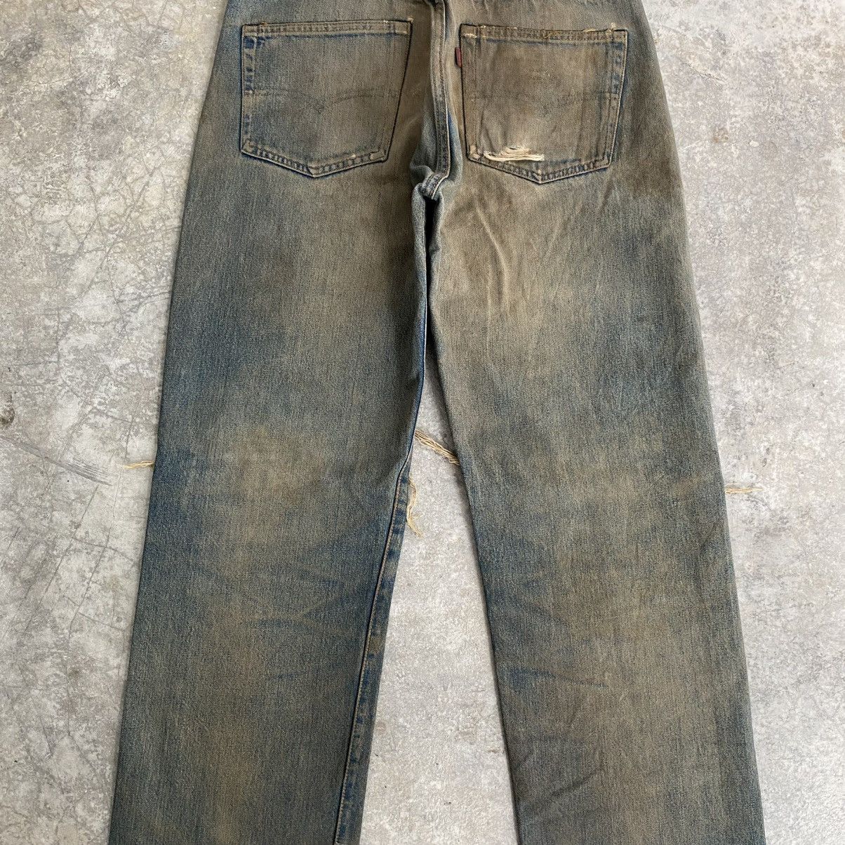 Levi's Thrashed! Vintage 90’s Levis 501 Big E Selvedge Jeans Size US 32 / EU 48 - 19 Thumbnail