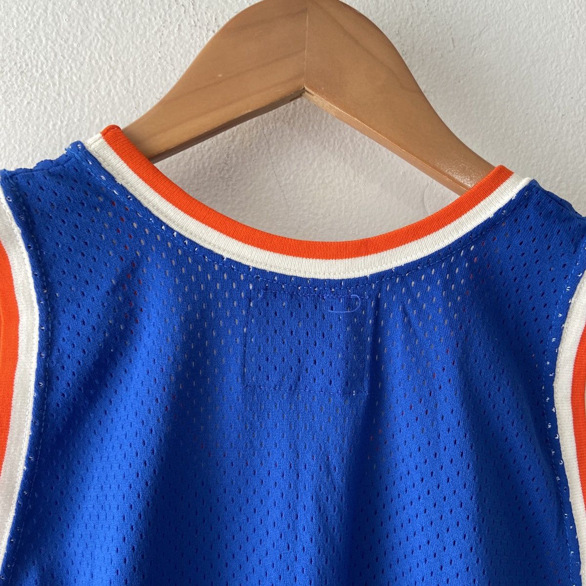 Vintage 60’ 70’ Gerry Cosby NBA New York Knicks Jersey Size US L / EU 52-54 / 3 - 7 Thumbnail