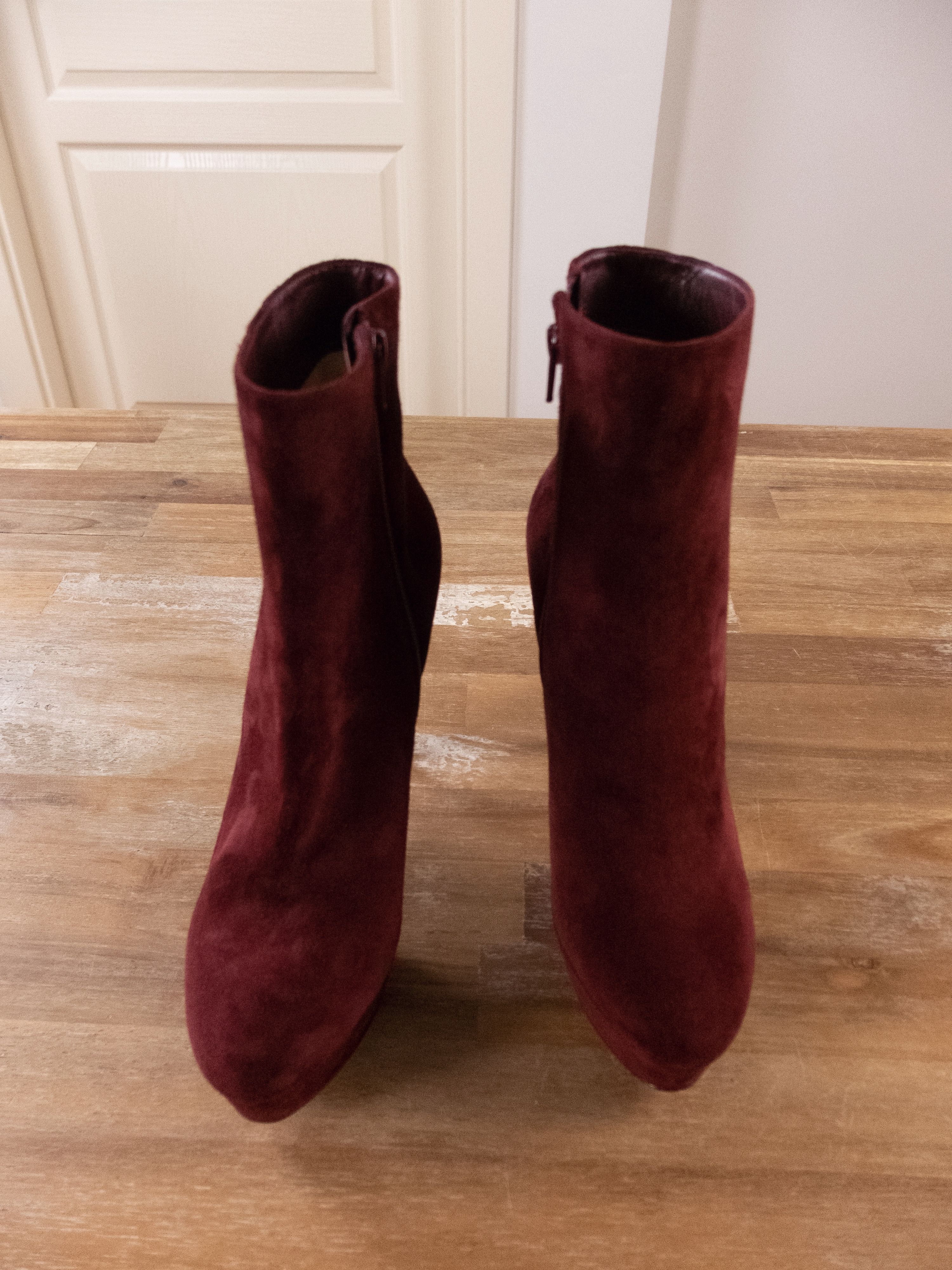 Christian Louboutin CHRISTIAN LOUBOUTIN Bianca Booty burgundy suede boots 39.5 Size US 9.5 / IT 39.5 - 2 Thumbnail
