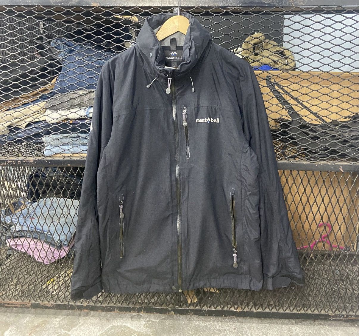 Montbell × Weatherproof MONTBELL WATERPROOF JACKET Size US L / EU 52-54 / 3 - 1 Thumbnail