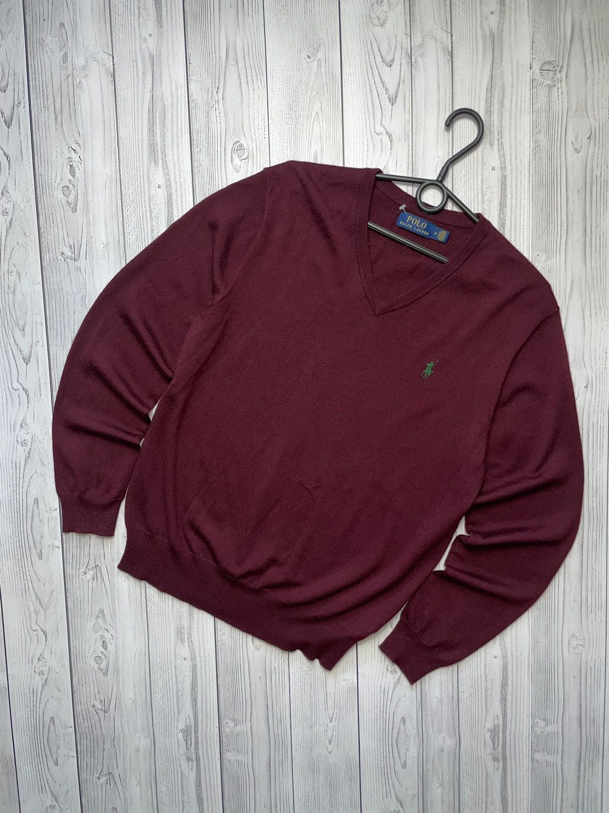 Vintage Vintage polo Ralph Lauren sweater logo red size M V-Neck Size US M / EU 48-50 / 2 - 1 Thumbnail