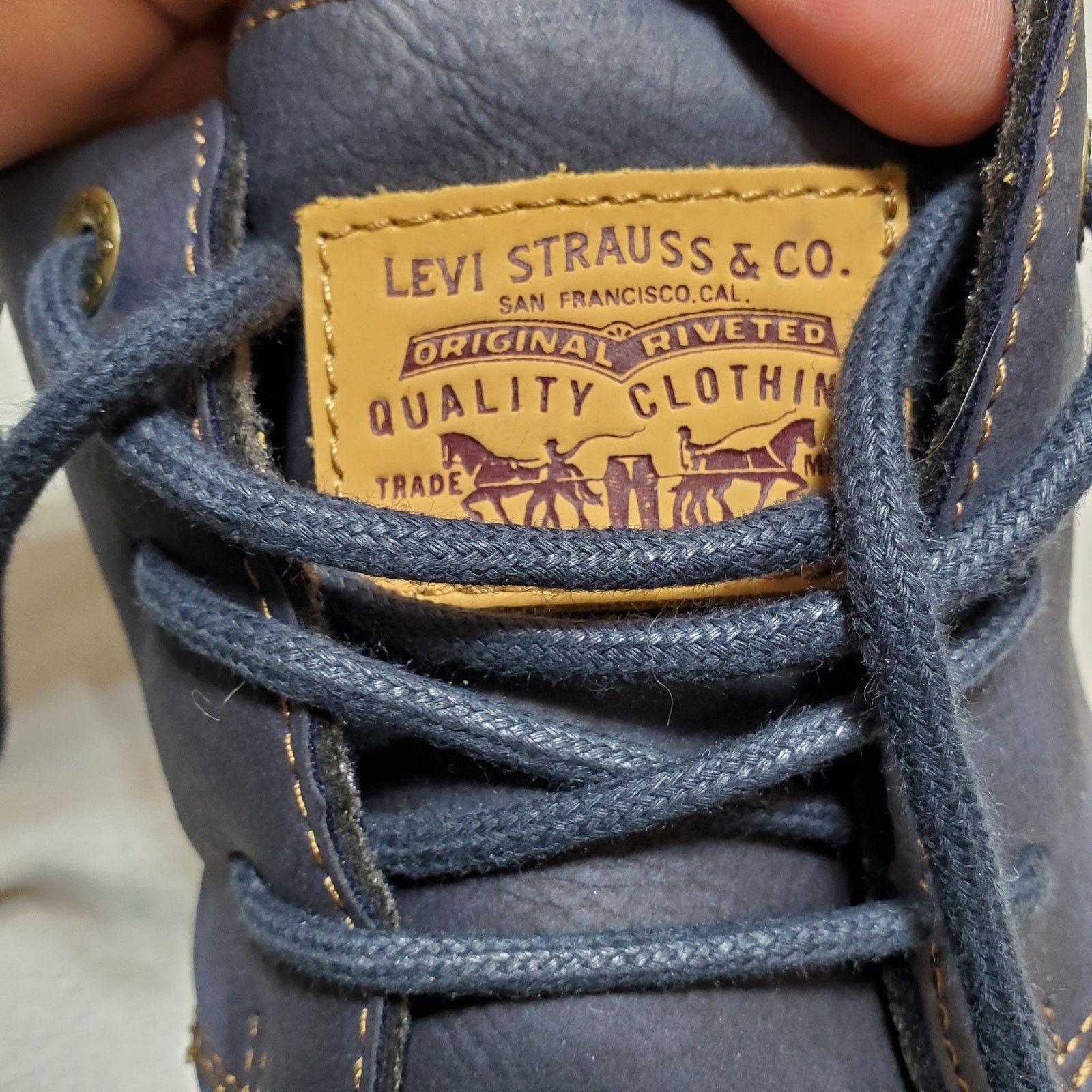 Levi's Levis Comfort Sneakers Shoes Men 8.5 Synthetic Upper Lace Up Size US 8.5 / EU 41-42 - 11 Thumbnail