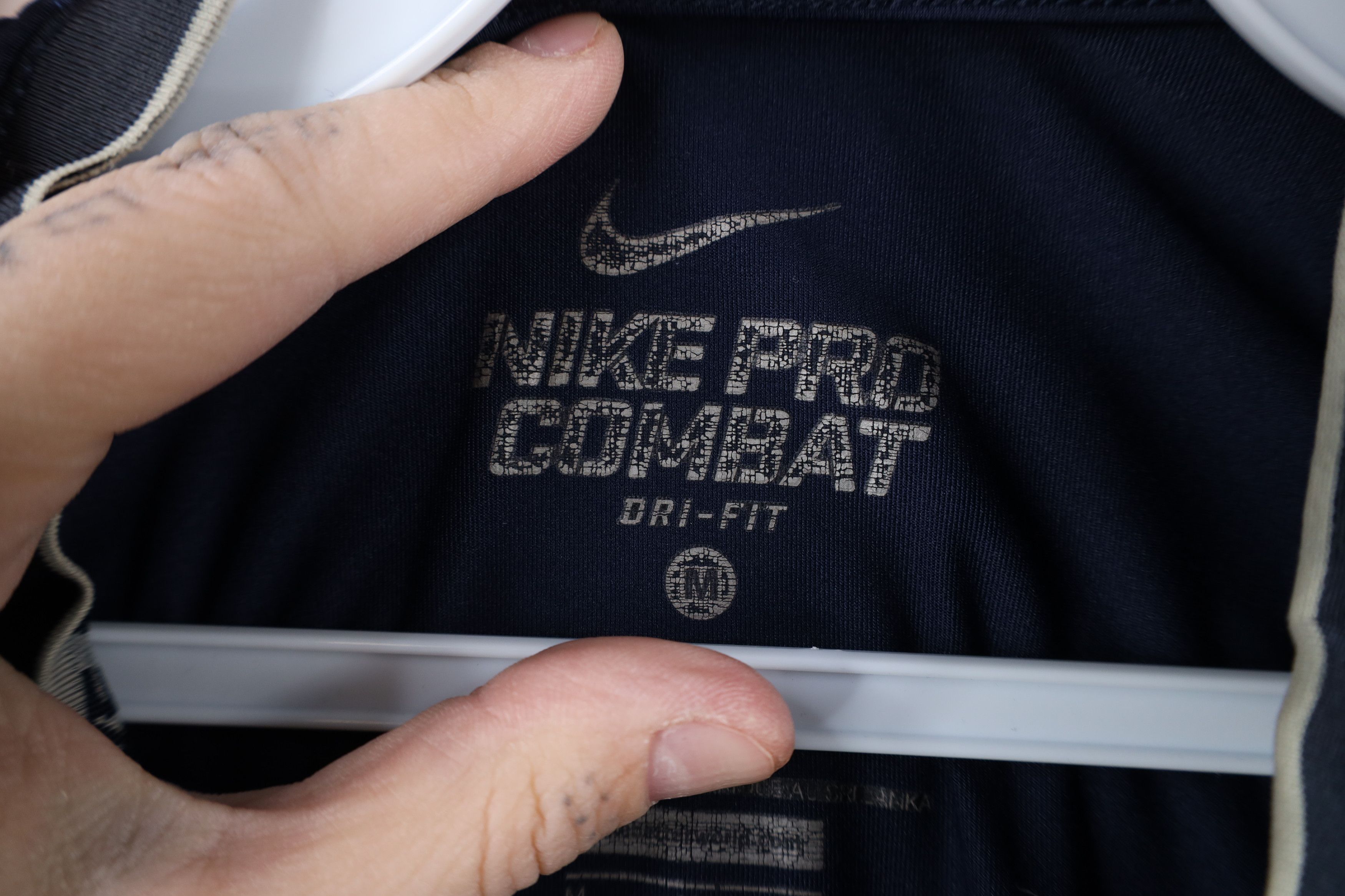 Nike × Vintage Nike Pro Combat Fitted Muscle Tank Tank Top T-Shirt Blue Size US M / EU 48-50 / 2 - 8 Thumbnail