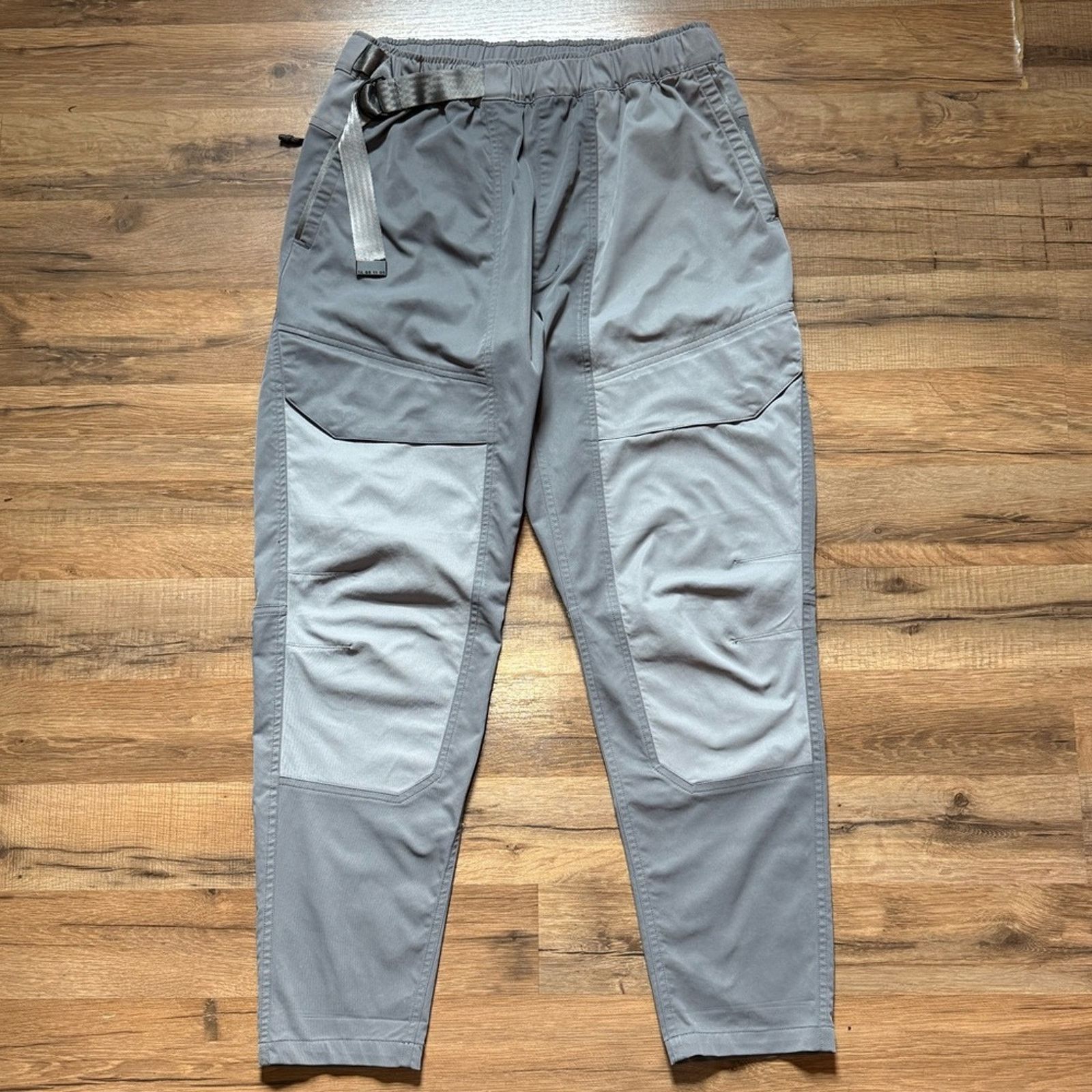 Nike Nike Tech Pack Pro Woven Belted Tapered Jogger Sweatpants Size US 31 - 1 Thumbnail