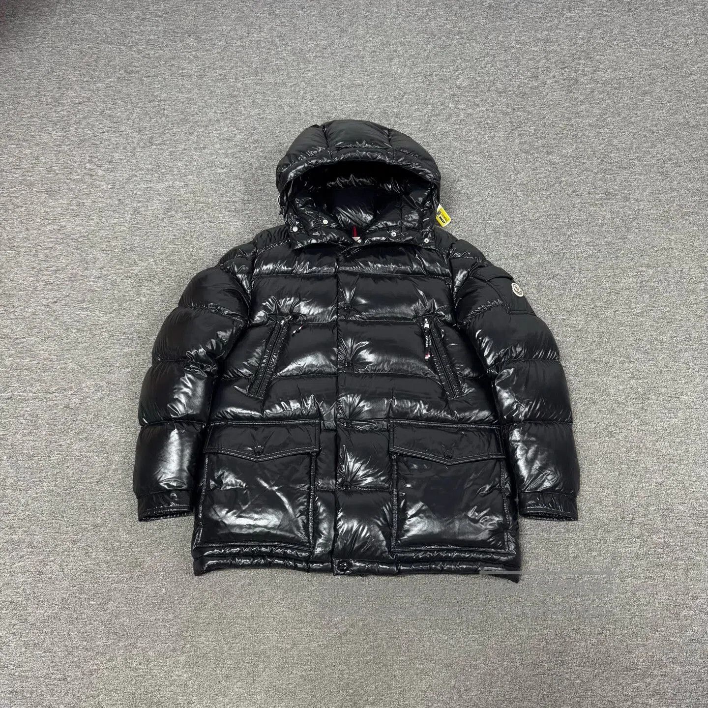 Moncler Moncler Chiablese Light-colored, large-pocketed hooded dow Size US S / EU 44-46 / 1 - 1 Thumbnail