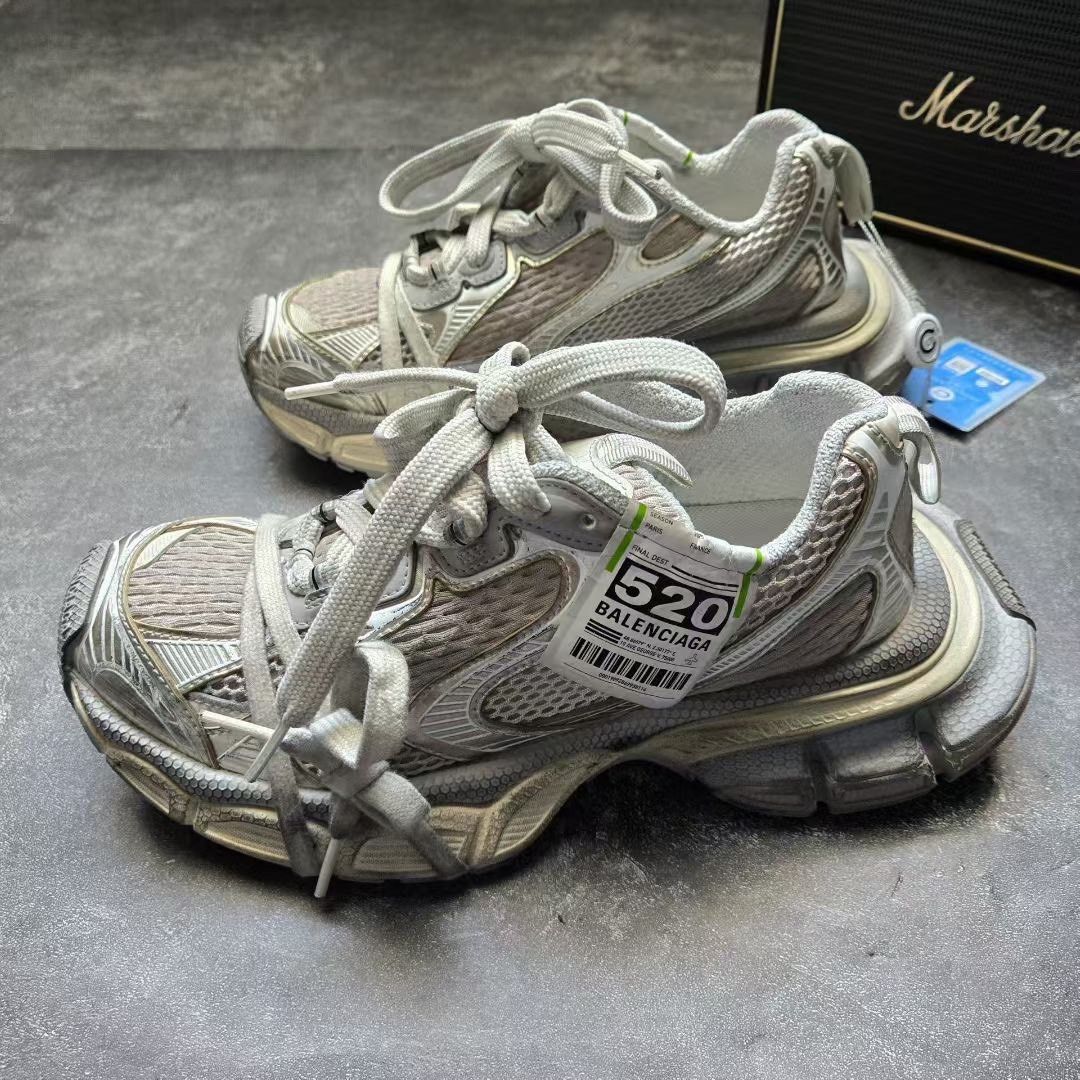 Balenciaga Balenciaga Limited Beige Lowtop Sneakers XXXL Women Size US 8 / IT 38 - 1 Thumbnail