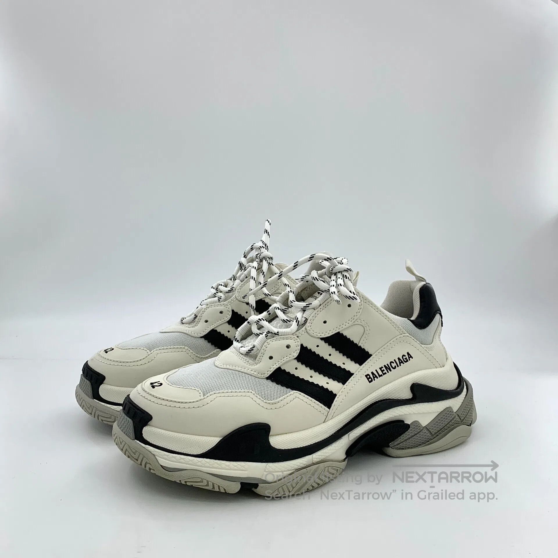 Balenciaga Balenciaga Runner 44 Black and White Running Shoe | Grailed