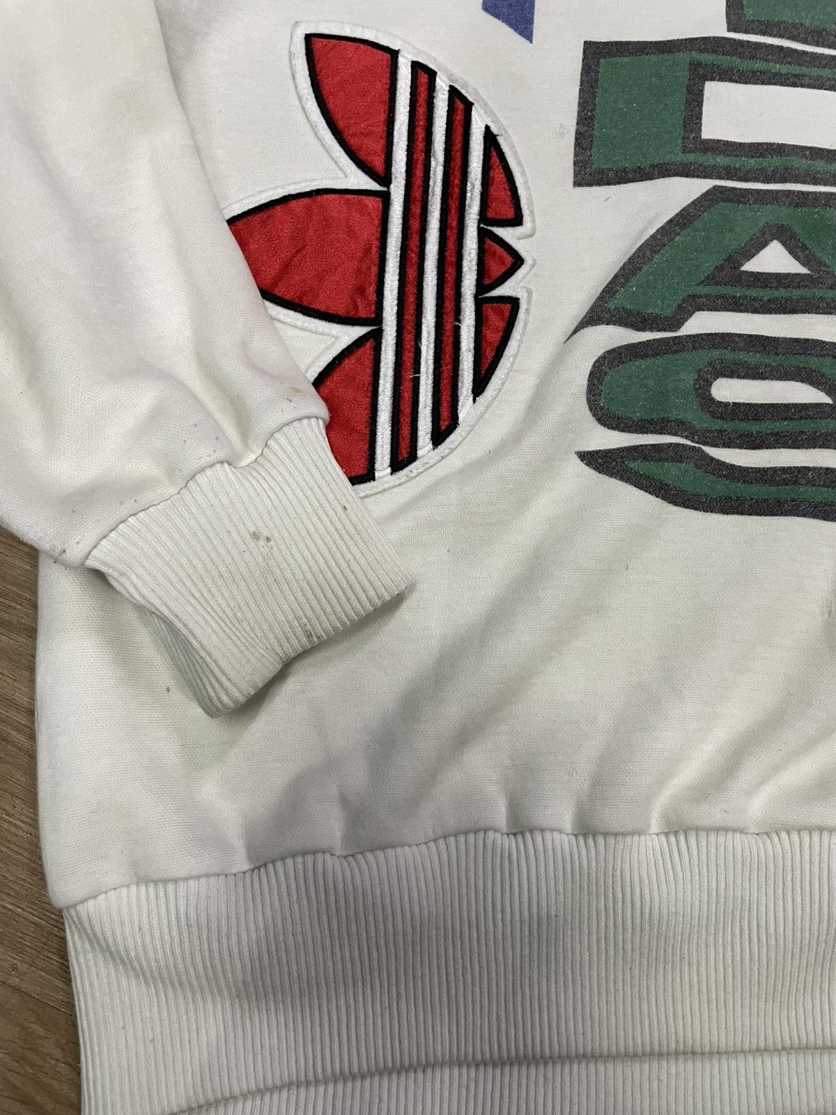 Adidas Rare 90s adidas x descente adidas sweatshirt Size US L / EU 52-54 / 3 - 3 Thumbnail