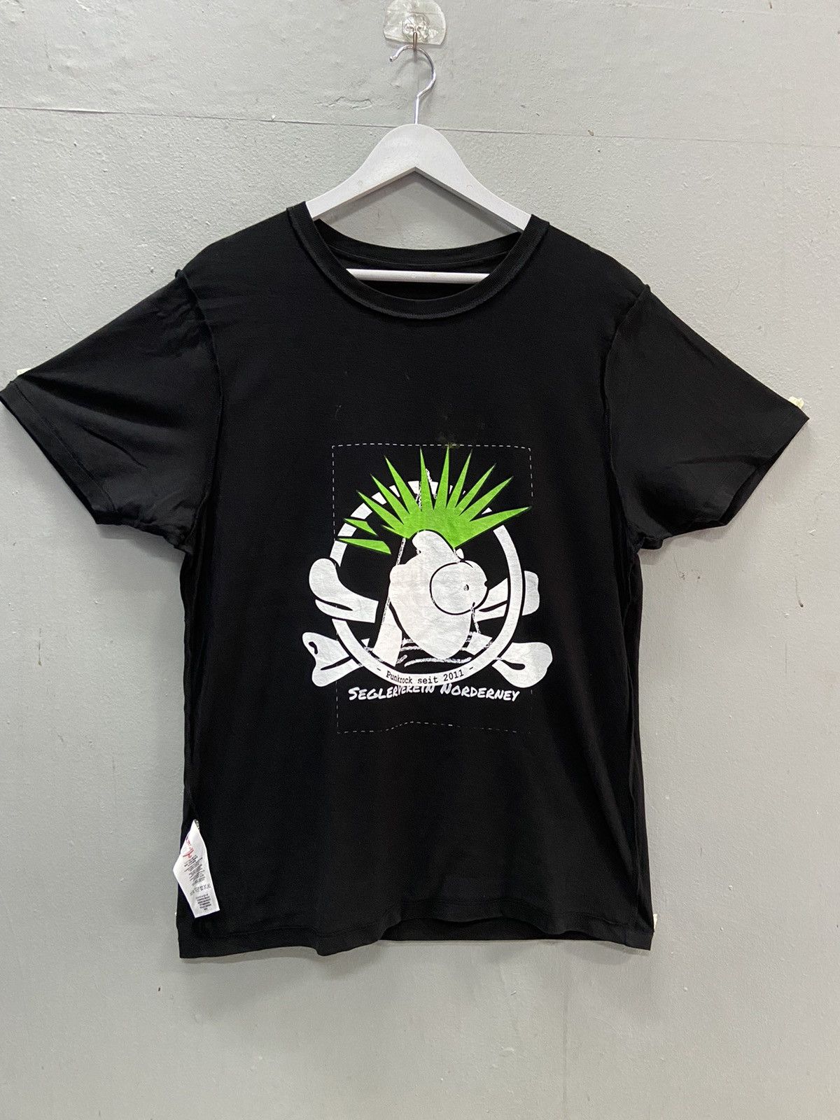 Band Tees NENA LIVE TOUR 2019 VIVA PUNK ROCK REVERSIBLE TEE SHIRT Size US M / EU 48-50 / 2 - 4 Thumbnail