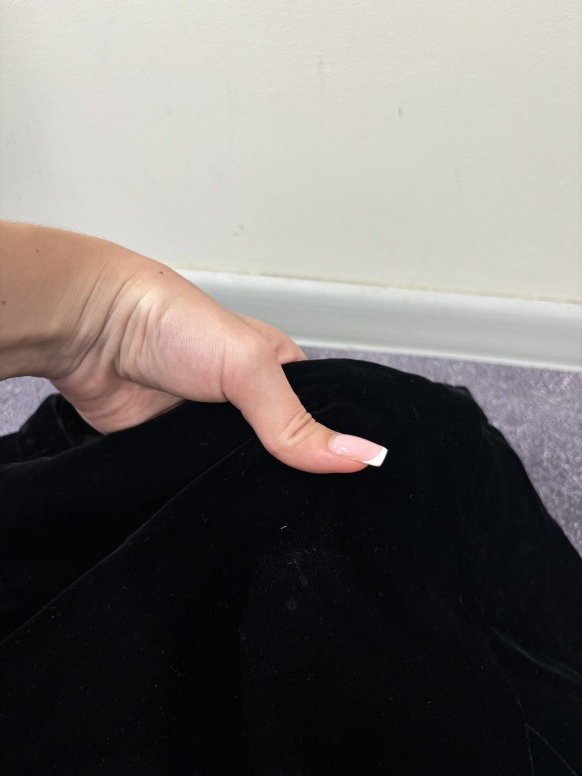 Mila Schon Vintage Mila Schon Due Women’s Rare Velvet Black Midi Skirt Size 30" / US 8 / IT 44 - 7 Thumbnail