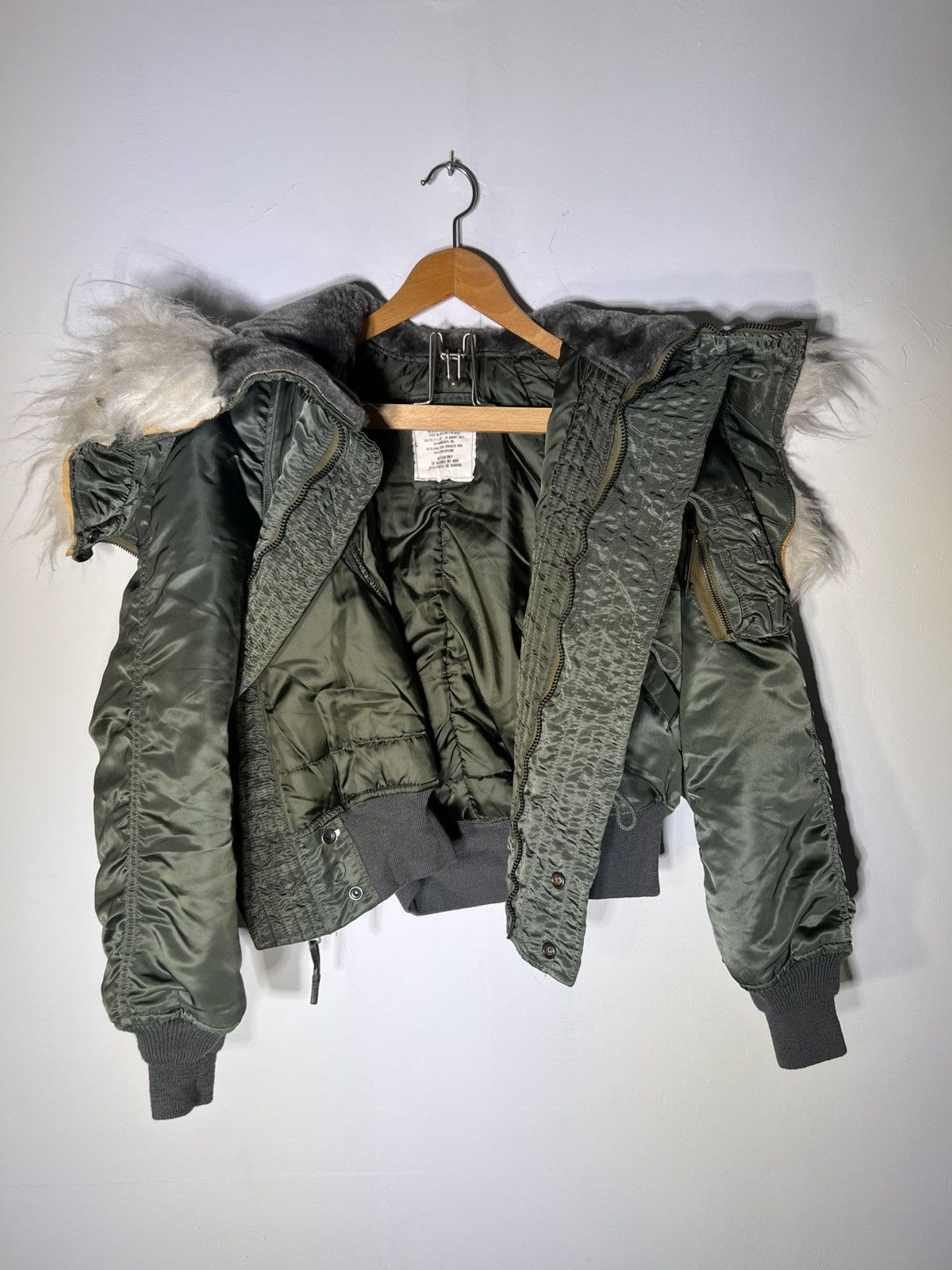 Alpha Industries Vintage Alpha Industries N-2B Bomber Jacket 1977 Size US M / EU 48-50 / 2 - 5 Thumbnail