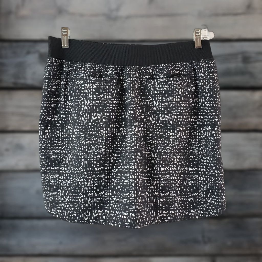 Vintage Cypress Club Womens Skort Sz Medium Pull On Pockets Black Gray Athletic Activewear Short Skirt Womens M Size ONE SIZE - 1 Thumbnail