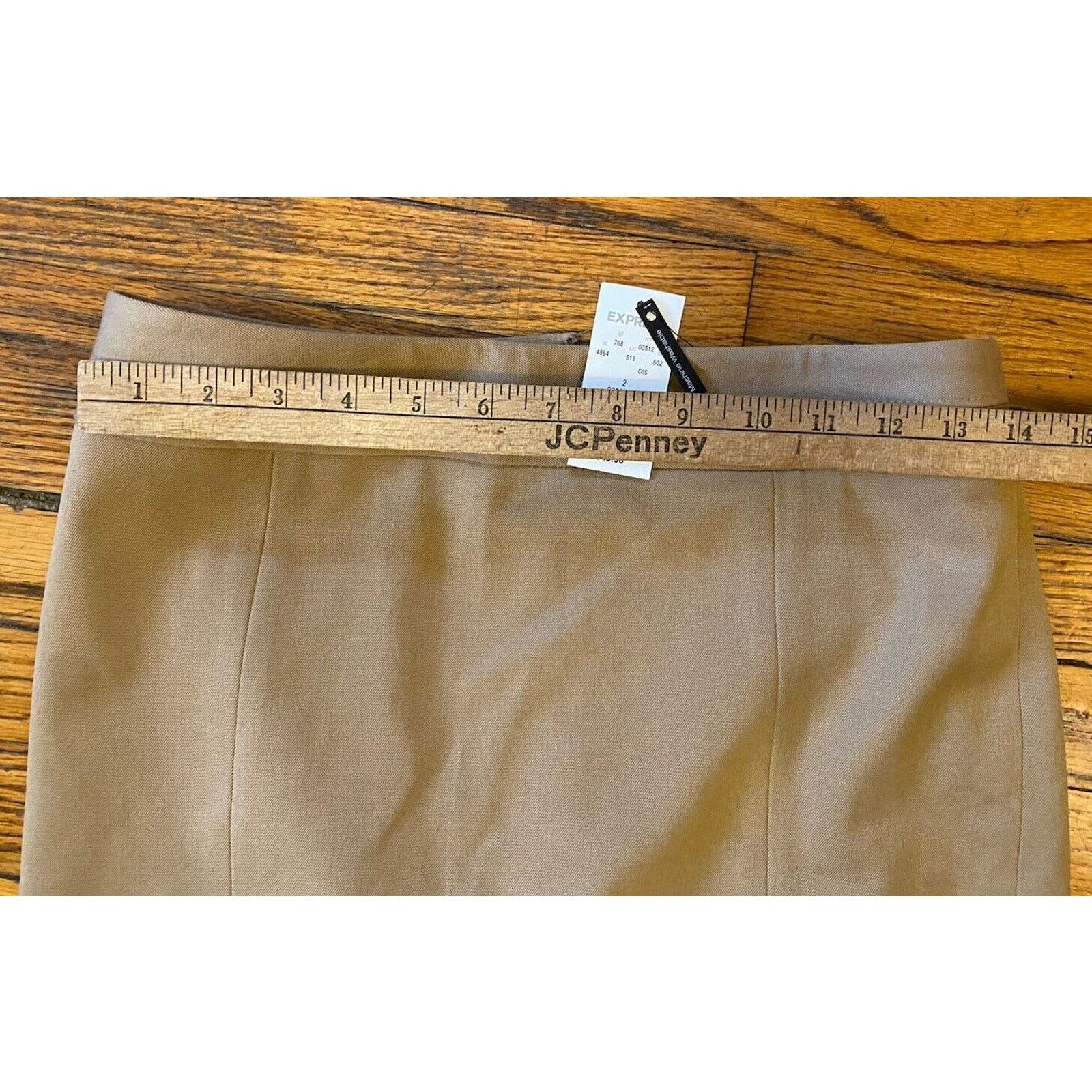 Express NWT Express Mini Lined Skirt Women’s 2 $50 Machine Washable Size 26" / US 2 / IT 38 - 6 Thumbnail