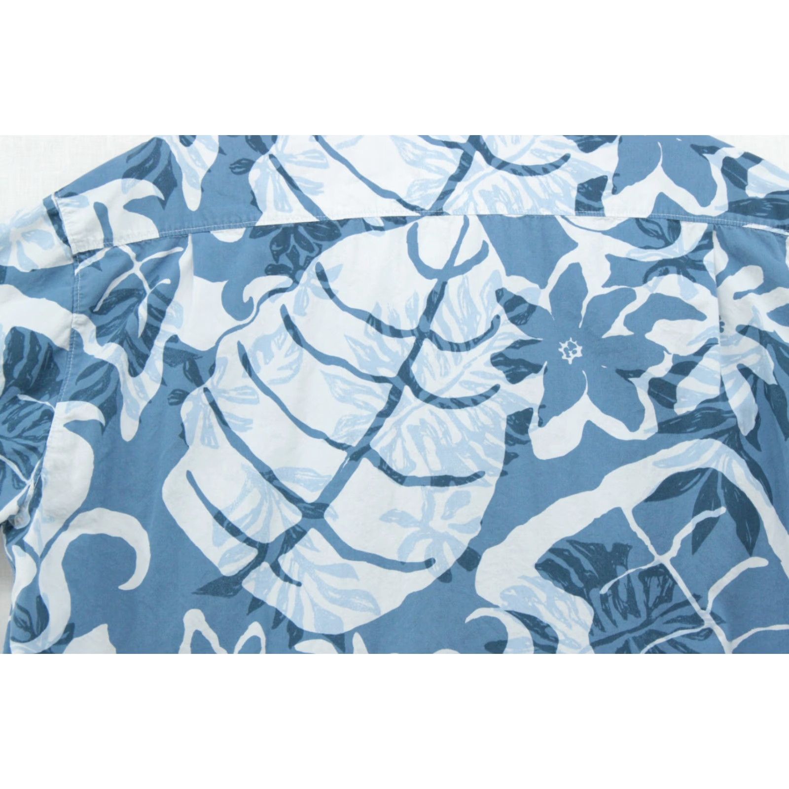 Hilo Hattie VINTAGE Hilo Hattie Hawaiian Shirt Men's XL Blue Floral Pocket Luau Beach USA Shirt Mens XL Blue Floral Pocket Luau Beach USA Size US XL / EU 56 / 4 - 5 Thumbnail