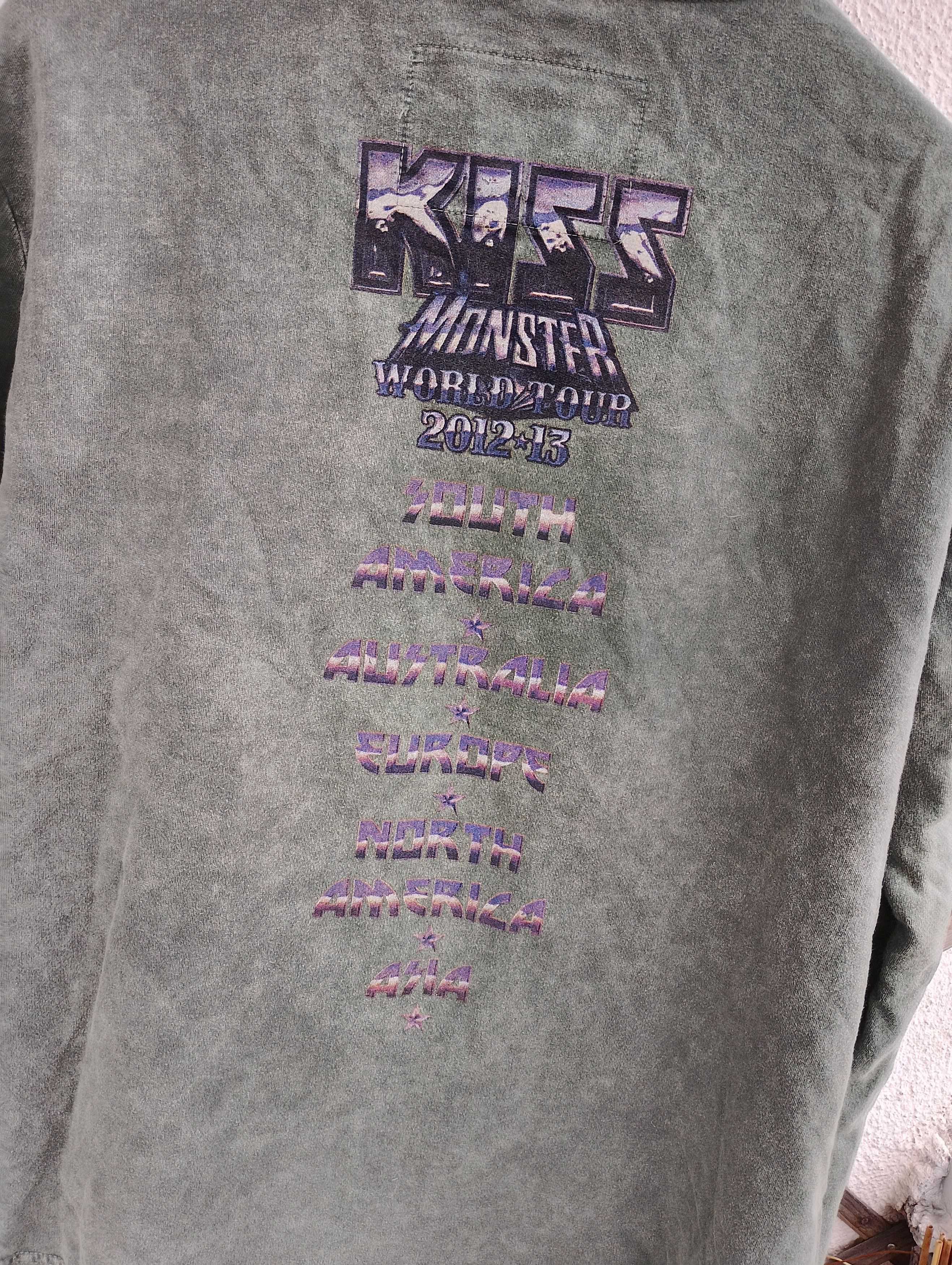 Band Tees Kiss Monster World Tour 2012-13 Sweatshirt 2017 sz L Size US L / EU 52-54 / 3 - 7 Thumbnail