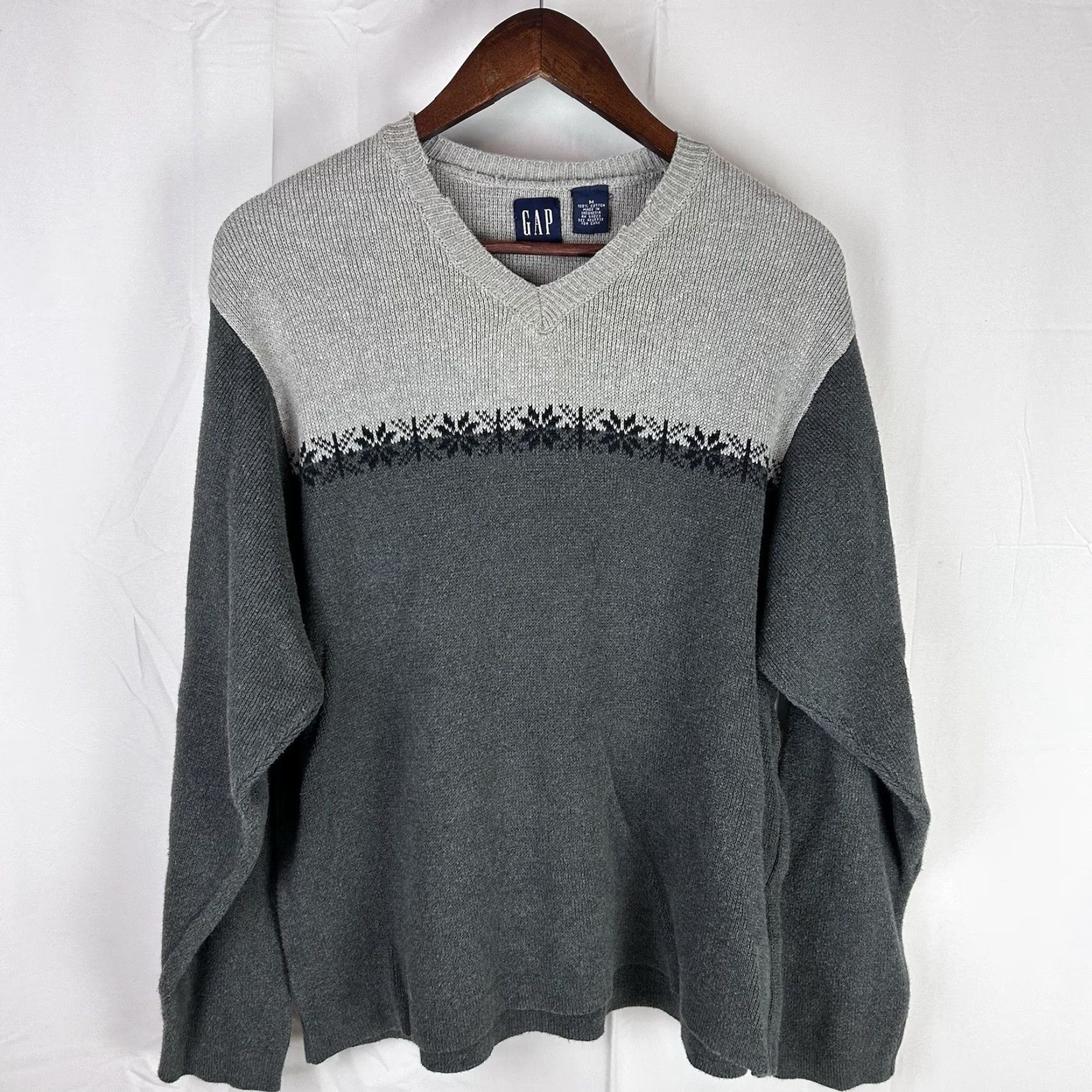 Gap Gap Sweater V-Neck Pullover Long Sleeve Gray Medium Men Regular Knit Cotton Lightweight Breathing Pattern Striped Logo Size US M / EU 48-50 / 2 - 2 Thumbnail