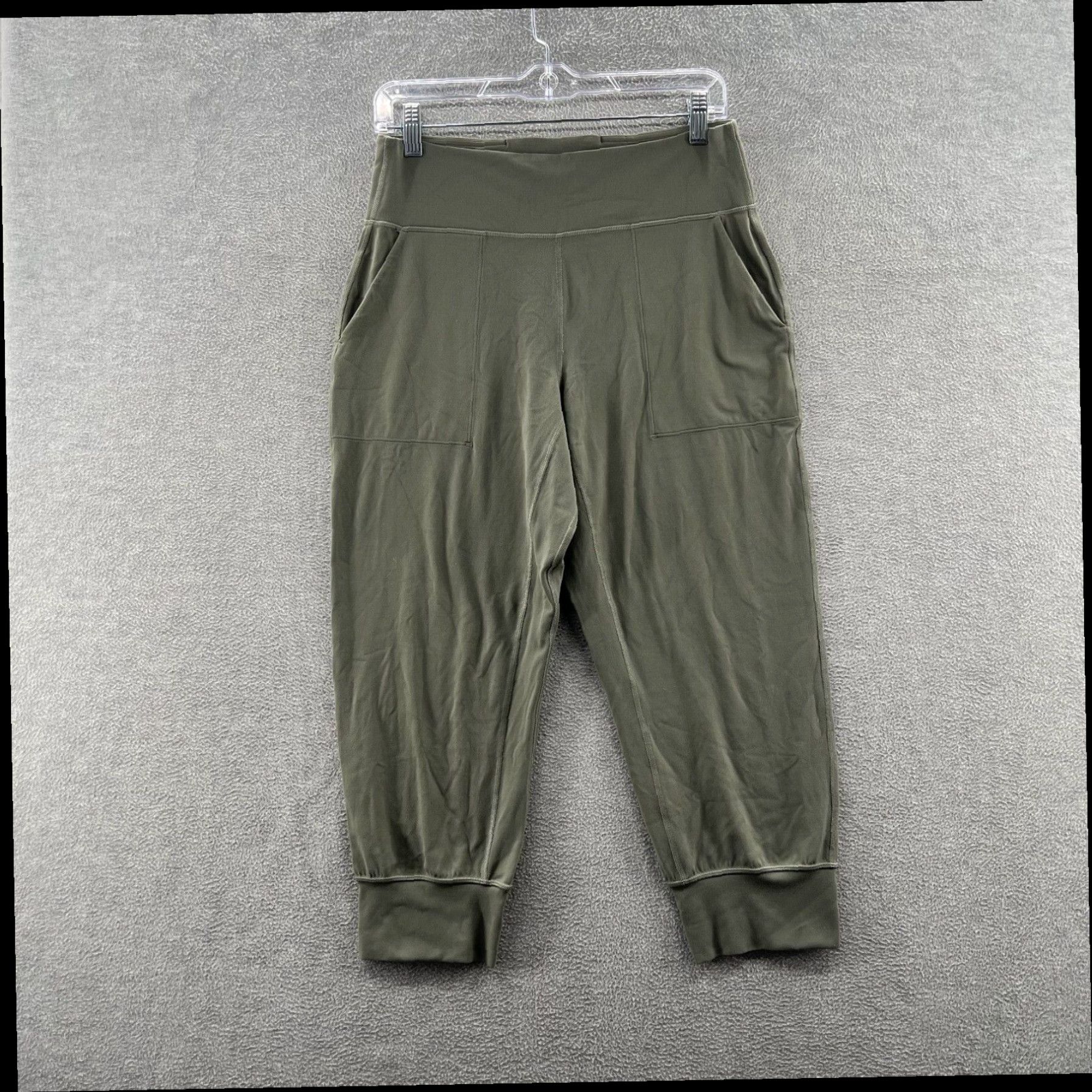 Size10 retailer Lululemon Jogger