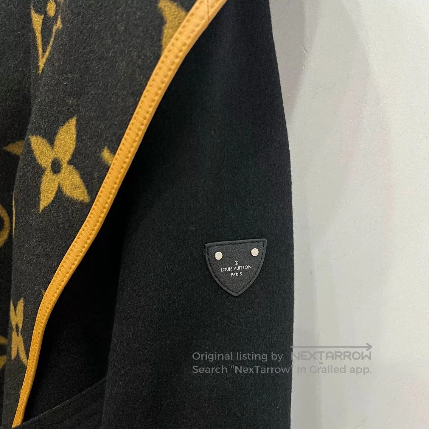 Louis Vuitton Louis Vuitton Black Orange Print Hooded Coat. Size US XL / EU 56 / 4 - 7 Thumbnail