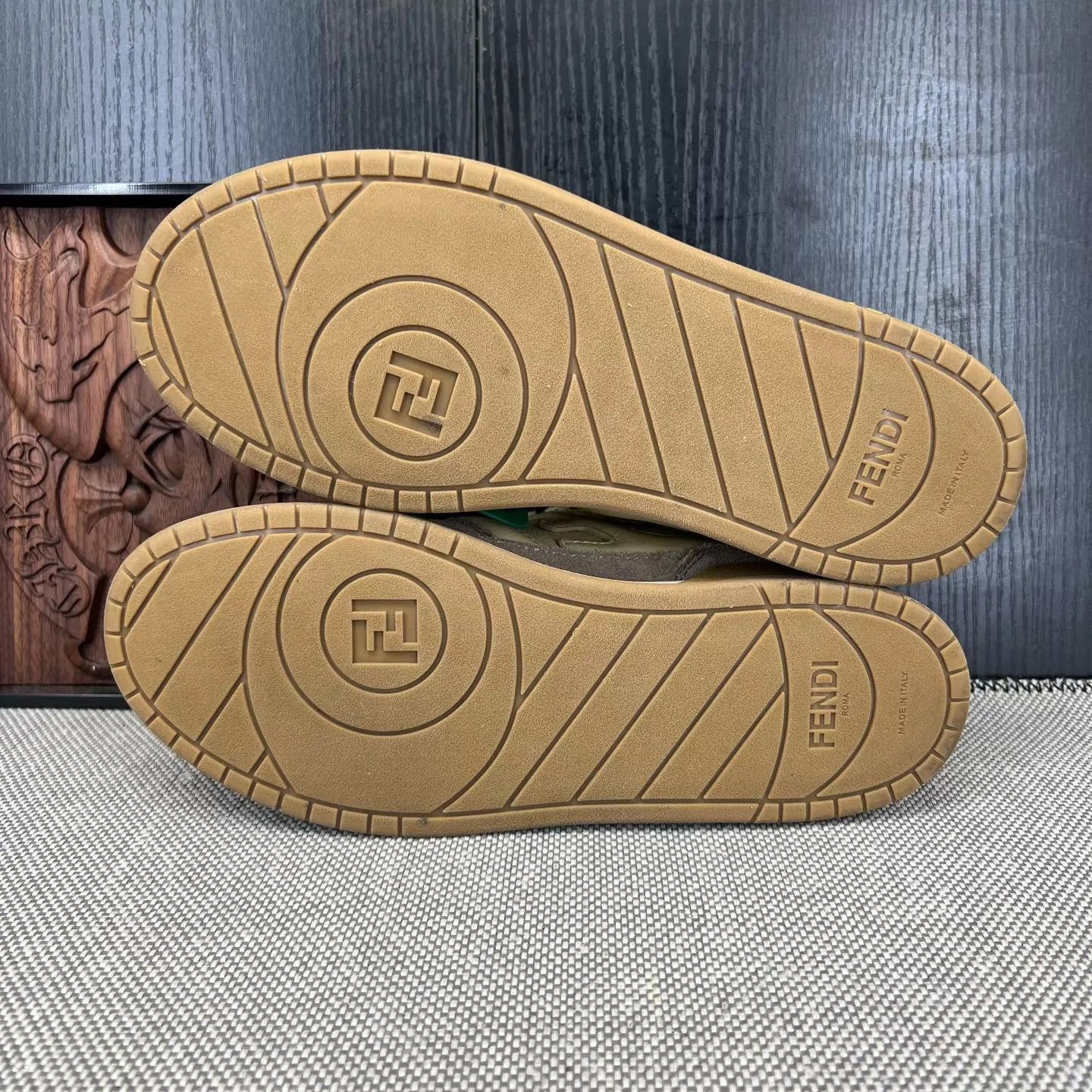 Fendi Fendi Match Beige 6/40 New Shoes Size US 7 / EU 40 - 7 Thumbnail