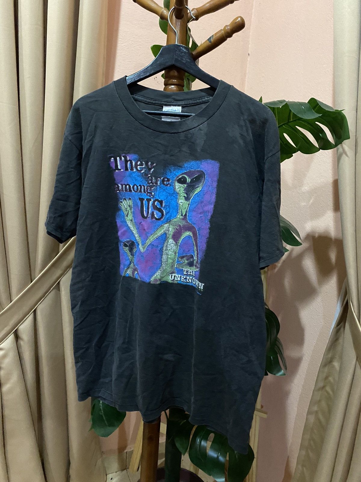 Vintage VINTAGE “THEY ARE AMONG US” ALIEN 1990S SCI-FI POP CULTURE Size US L / EU 52-54 / 3 - 2 Thumbnail