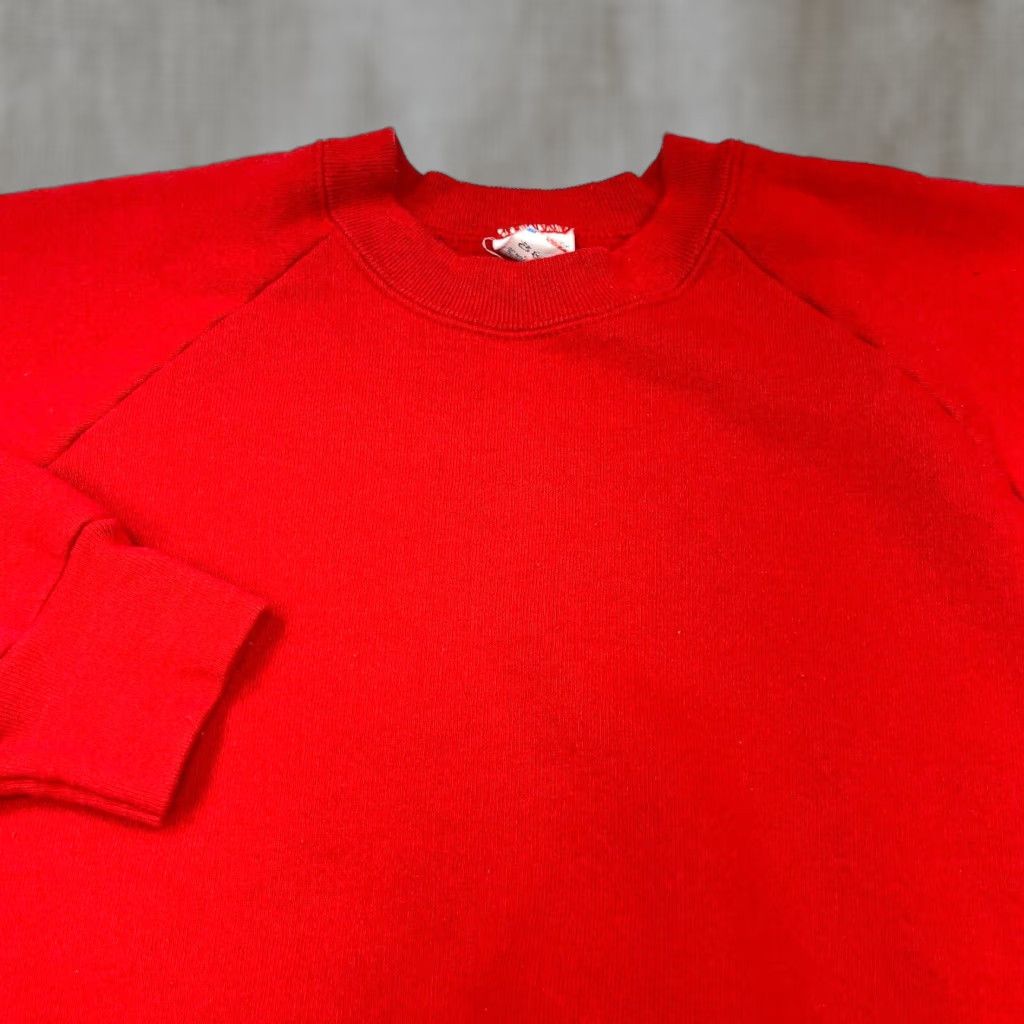 Fruit Of The Loom VINTAGE Fruit Of The Loom Sweatshirt Men Large Red Blank Crewneck Sweater 90s Size US L / EU 52-54 / 3 - 1 Thumbnail