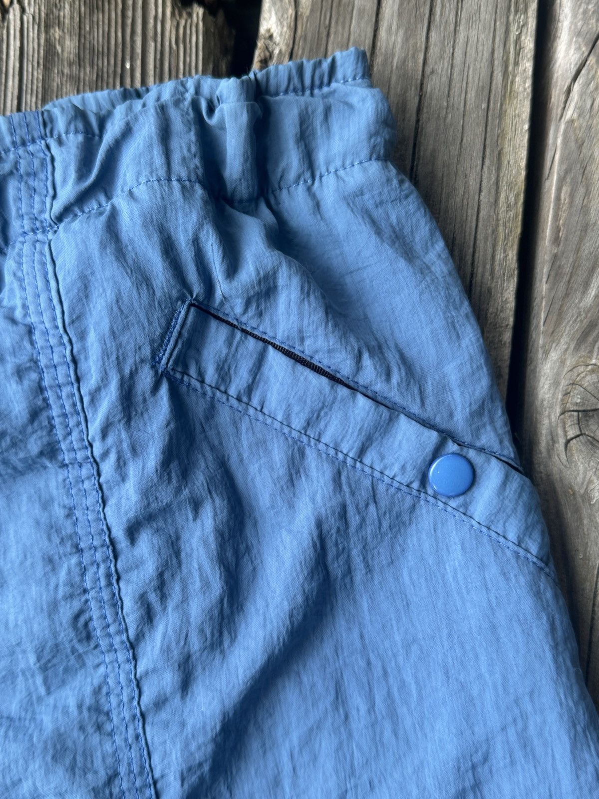 Nike Vintage Nike ACG Blue Shorts Size Large Size US 32 / EU 48 - 4 Thumbnail
