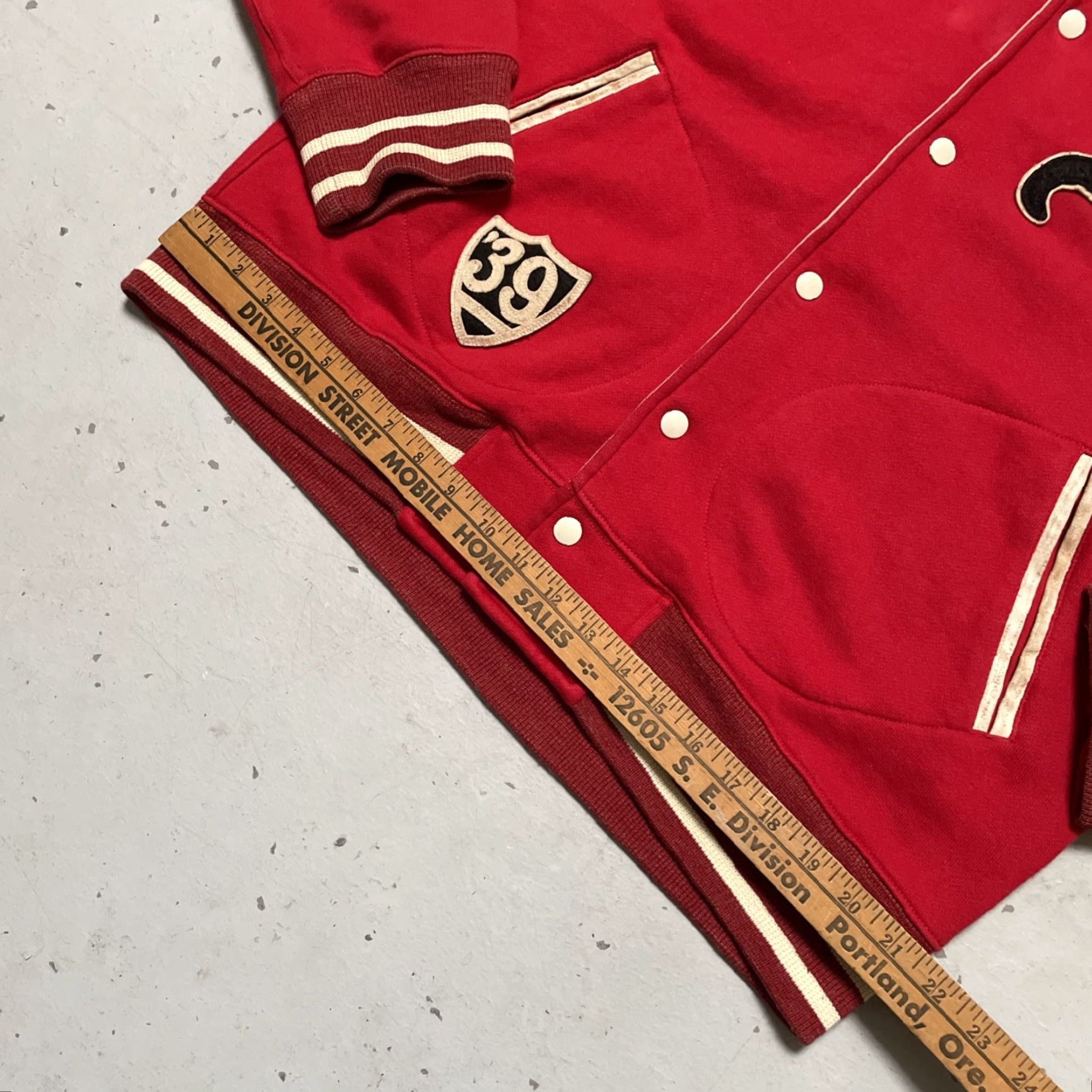 Vintage VINTAGE Polo Ralph Lauren Cotton Baseball Bomber Jacket L Red Navy Crest Patch 90s Y2K Mens Womens Unisex Adults Polo Rugby Shirt? Size US L / EU 52-54 / 3 - 2 Thumbnail
