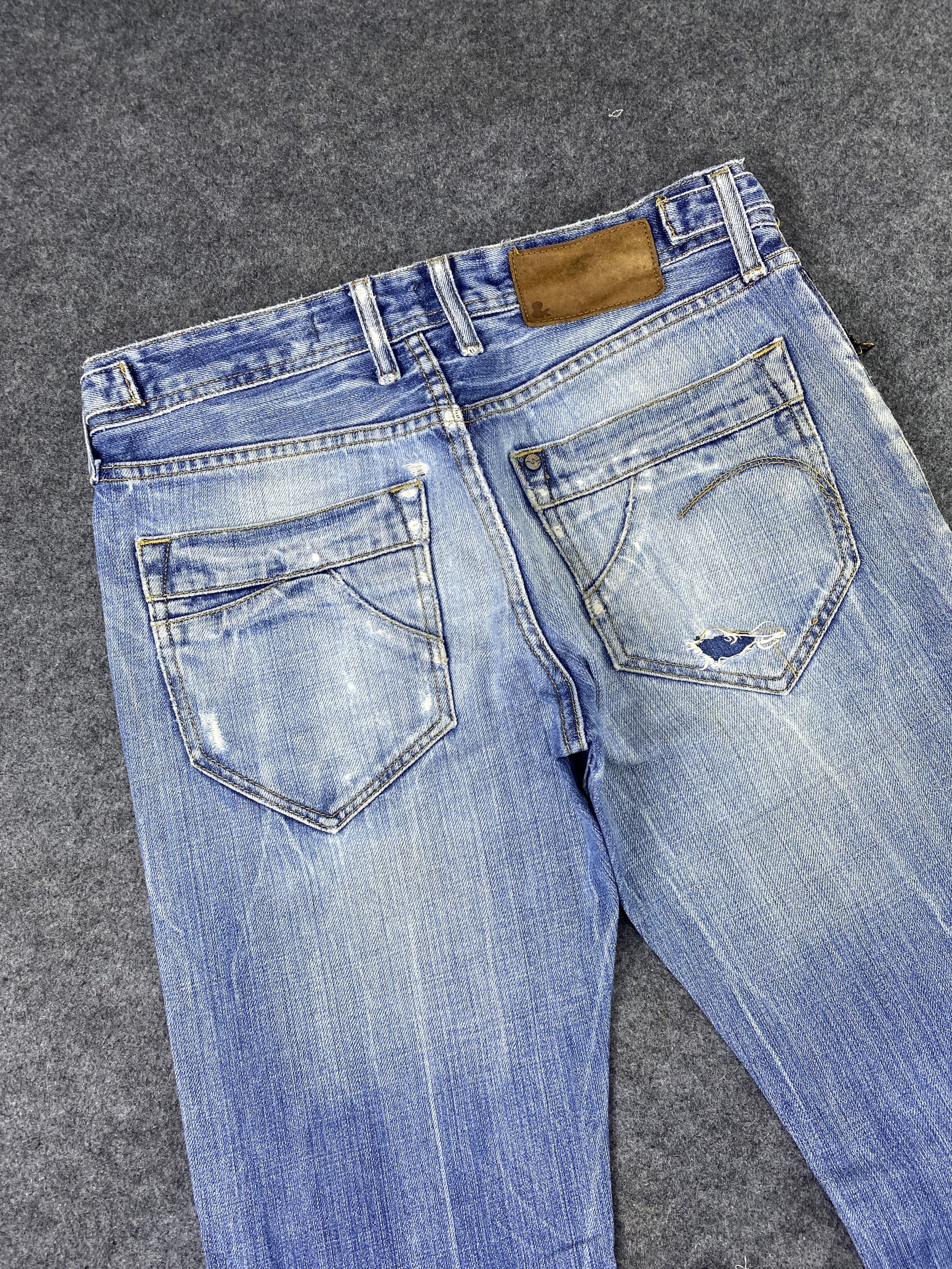 Jean & Distressed Blue Wash Flare Denim - J974 Size US 32 / EU 48 - 6 Thumbnail