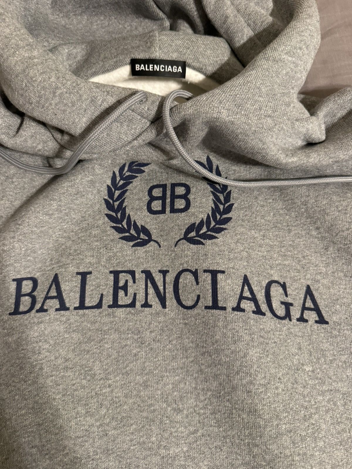 Balenciaga Balenciaga Crest logo hoodie Brand New Size US M / EU 48-50 / 2 - 2 Thumbnail