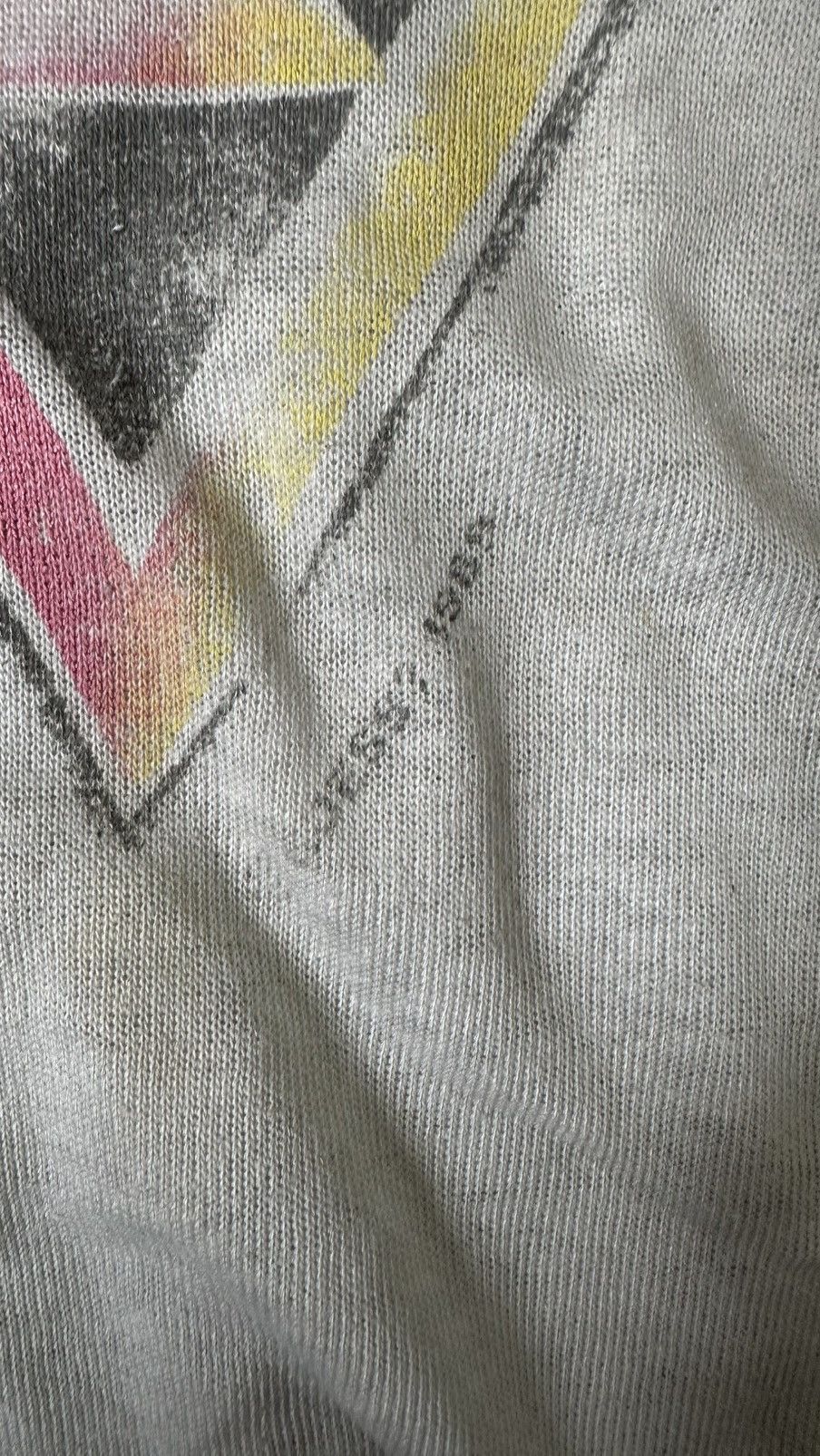 Guess VINTAGE 80S GUESS BIG LOGO WELL WORN SWEATSHIRT Size US L / EU 52-54 / 3 - 3 Thumbnail