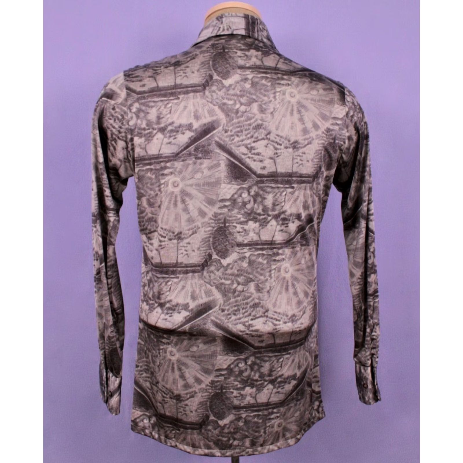 Van Heusen VTG 70s Grey Landscape Outdoor Print Nylon Shirt Mens S Nylon Shirt Vintage 1970s Van Heusen Disco Polyester Long Sleeve Button-Front Size US S / EU 44-46 / 1 - 2 Thumbnail