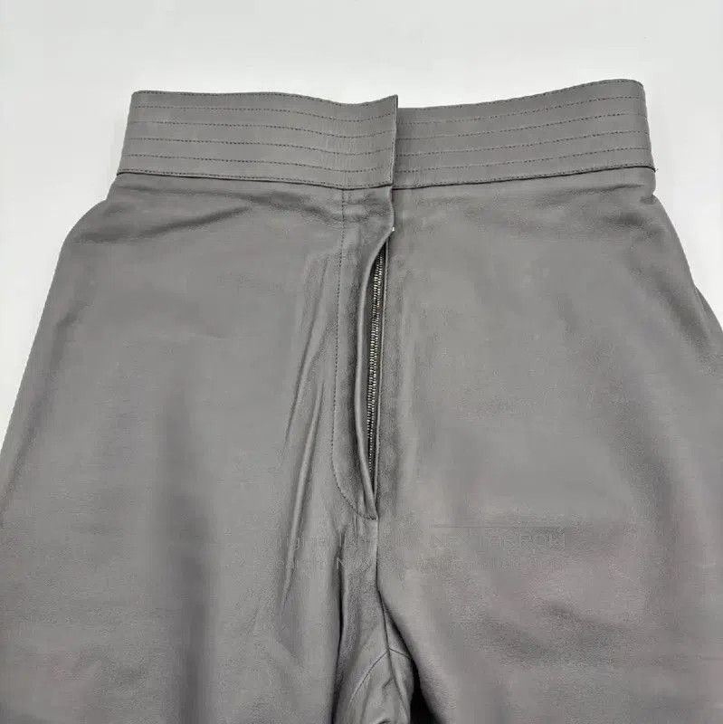 Versace Versace Women's Light Gray Leather Casual Pants . Size 23" - 7 Thumbnail